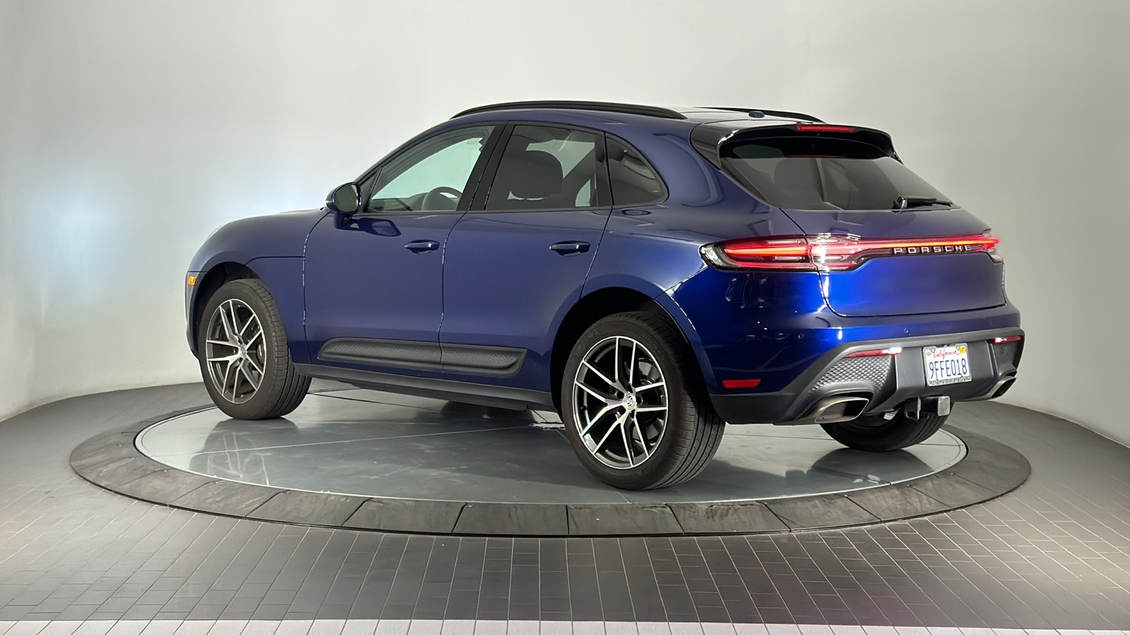 2023 Porsche Macan  3