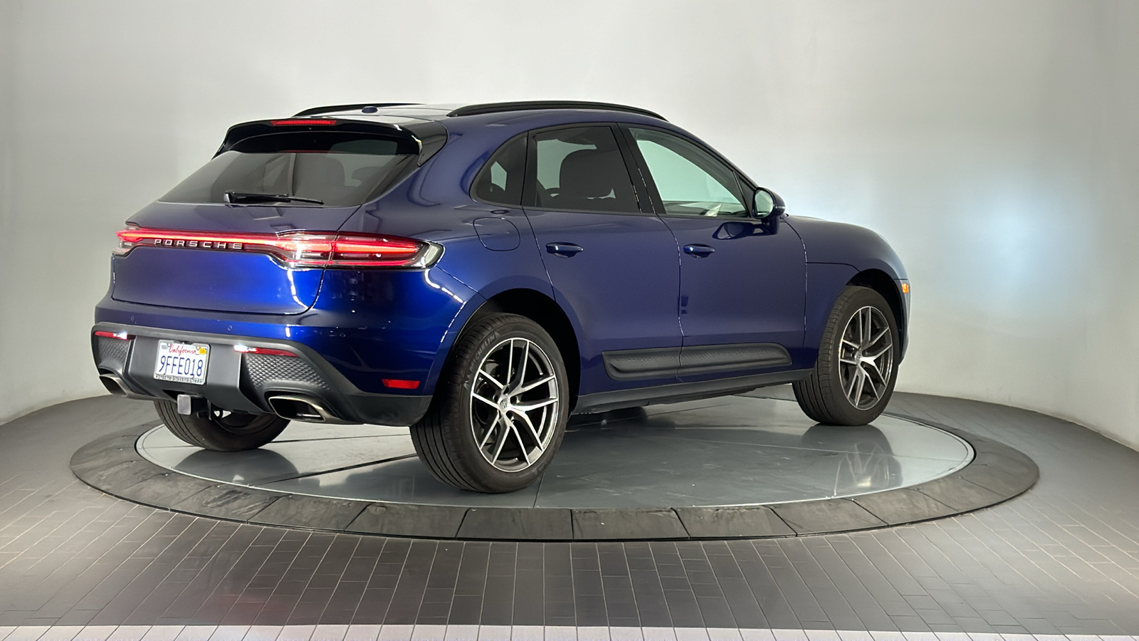 2023 Porsche Macan  5