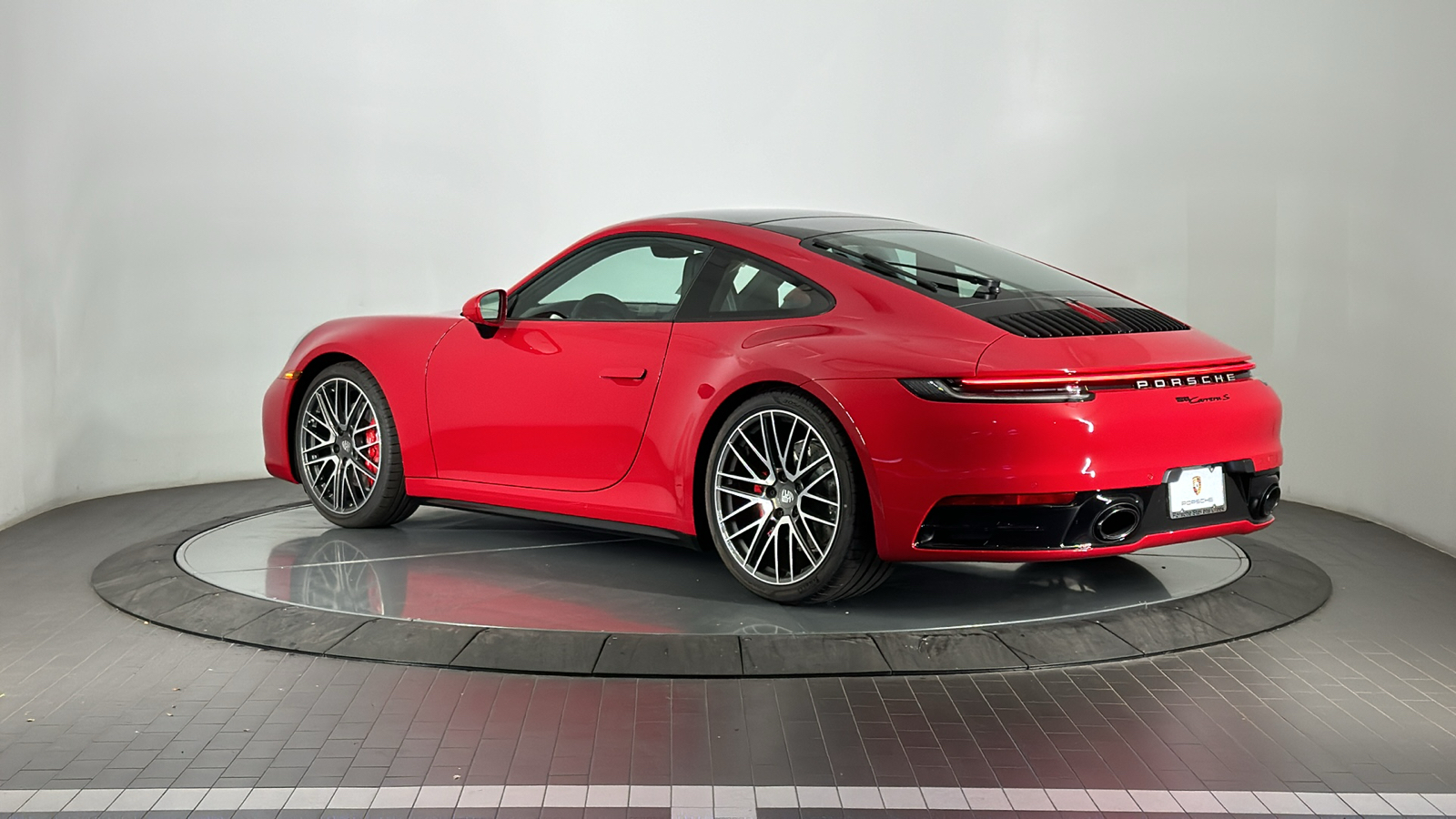 2024 Porsche 911 Carrera S 3