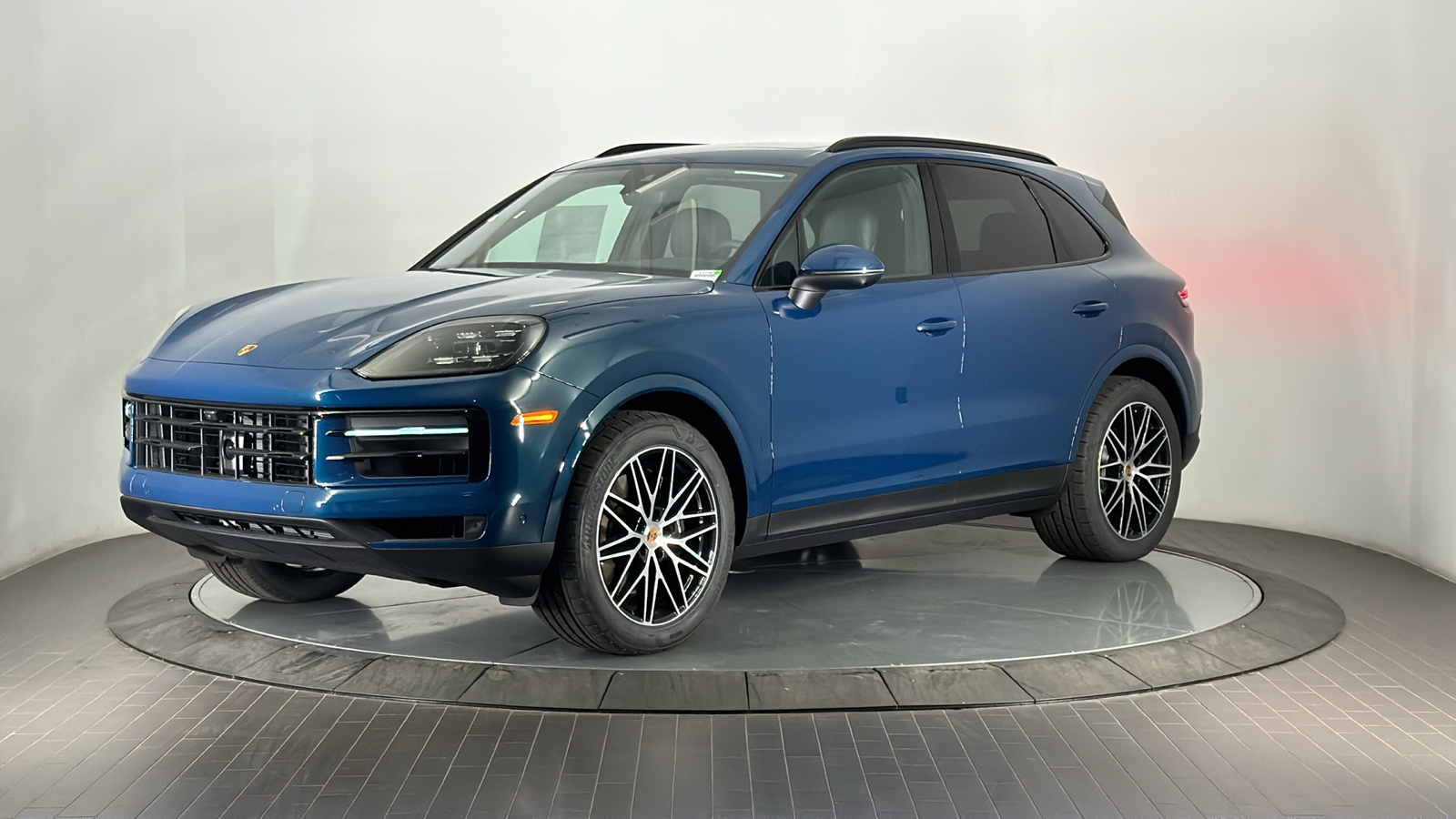 2025 Porsche Cayenne  1