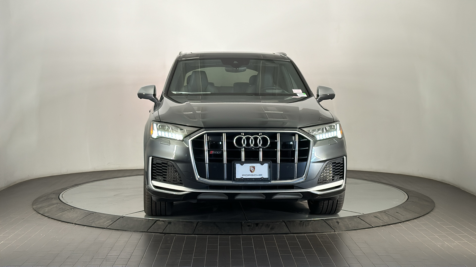 2022 Audi SQ7 Prestige 8