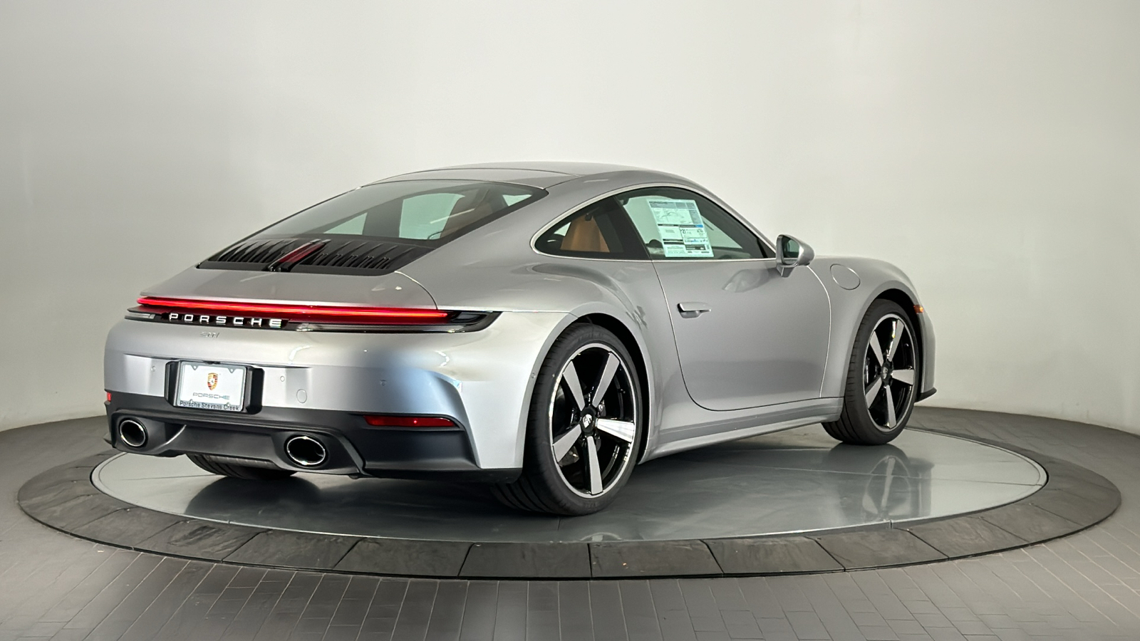 2025 Porsche 911 Carrera 5