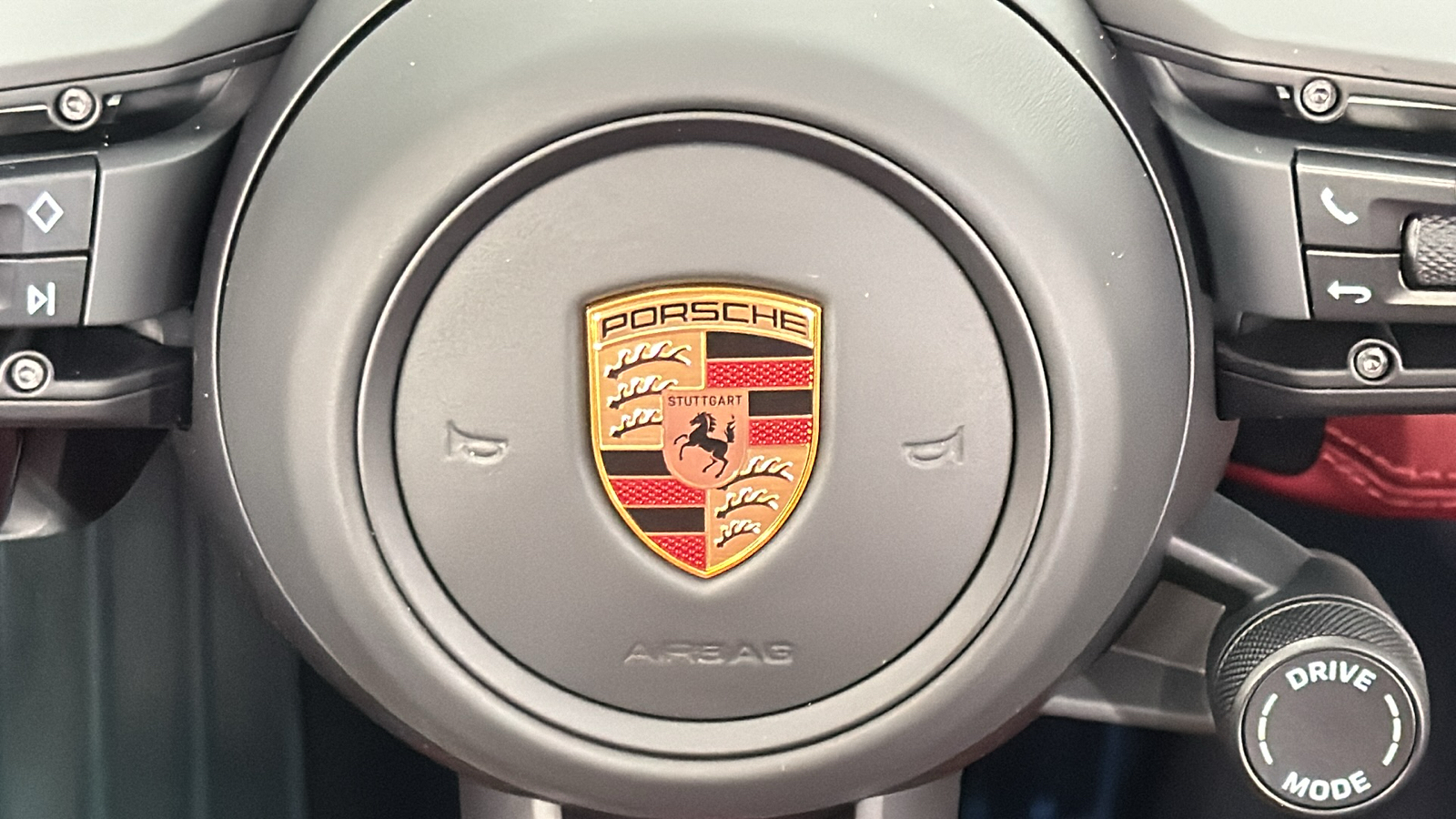 2025 Porsche Panamera  16