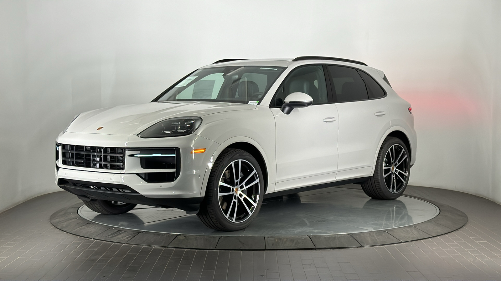 2025 Porsche Cayenne  1