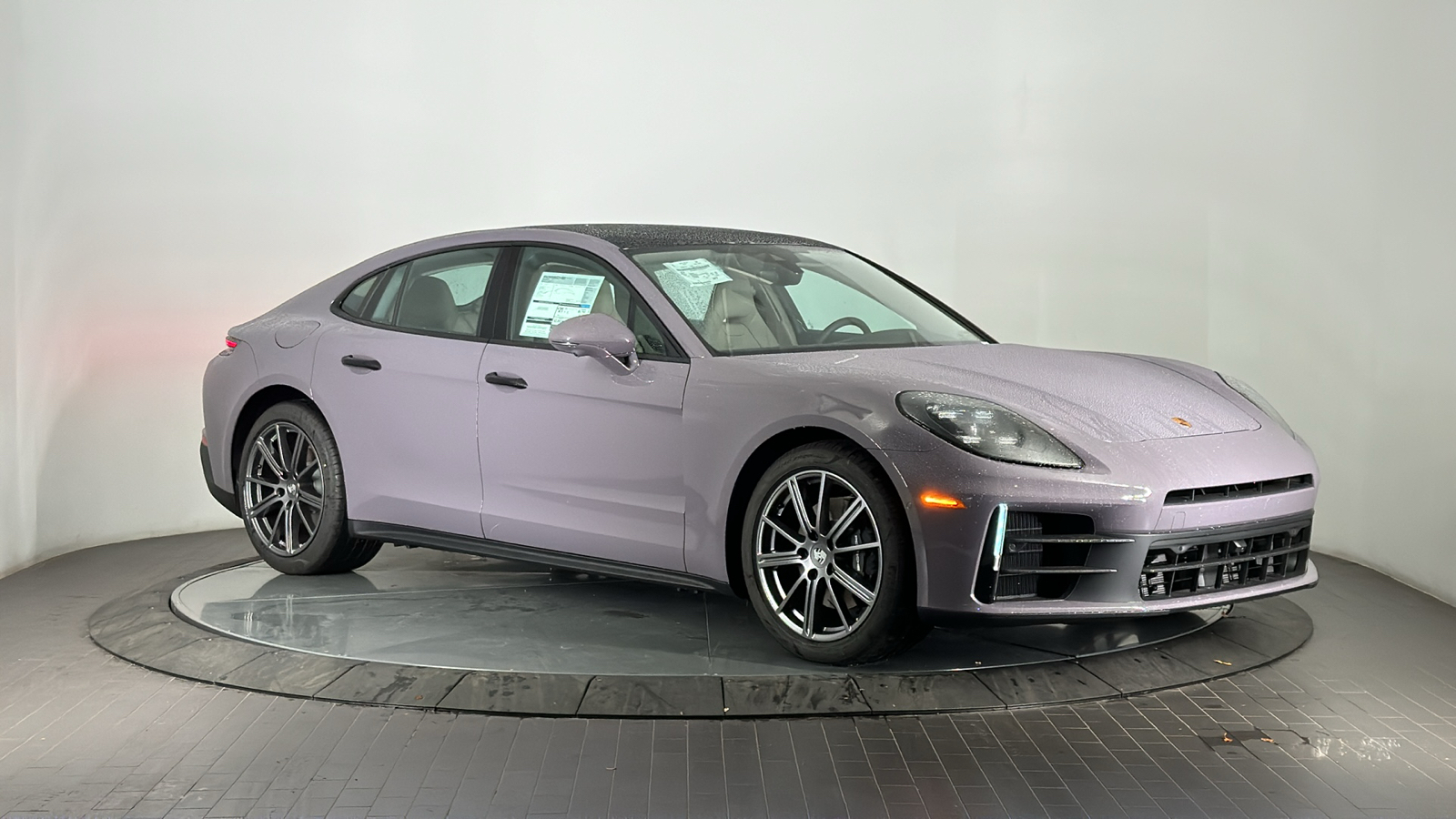 2025 Porsche Panamera  7