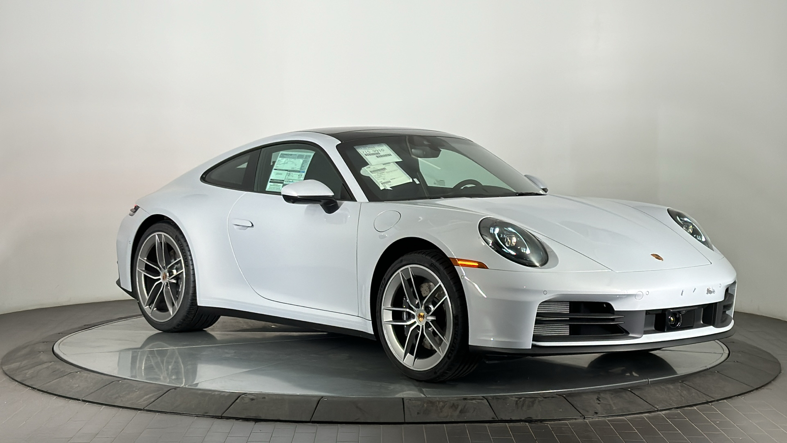 2025 Porsche 911 Carrera 7