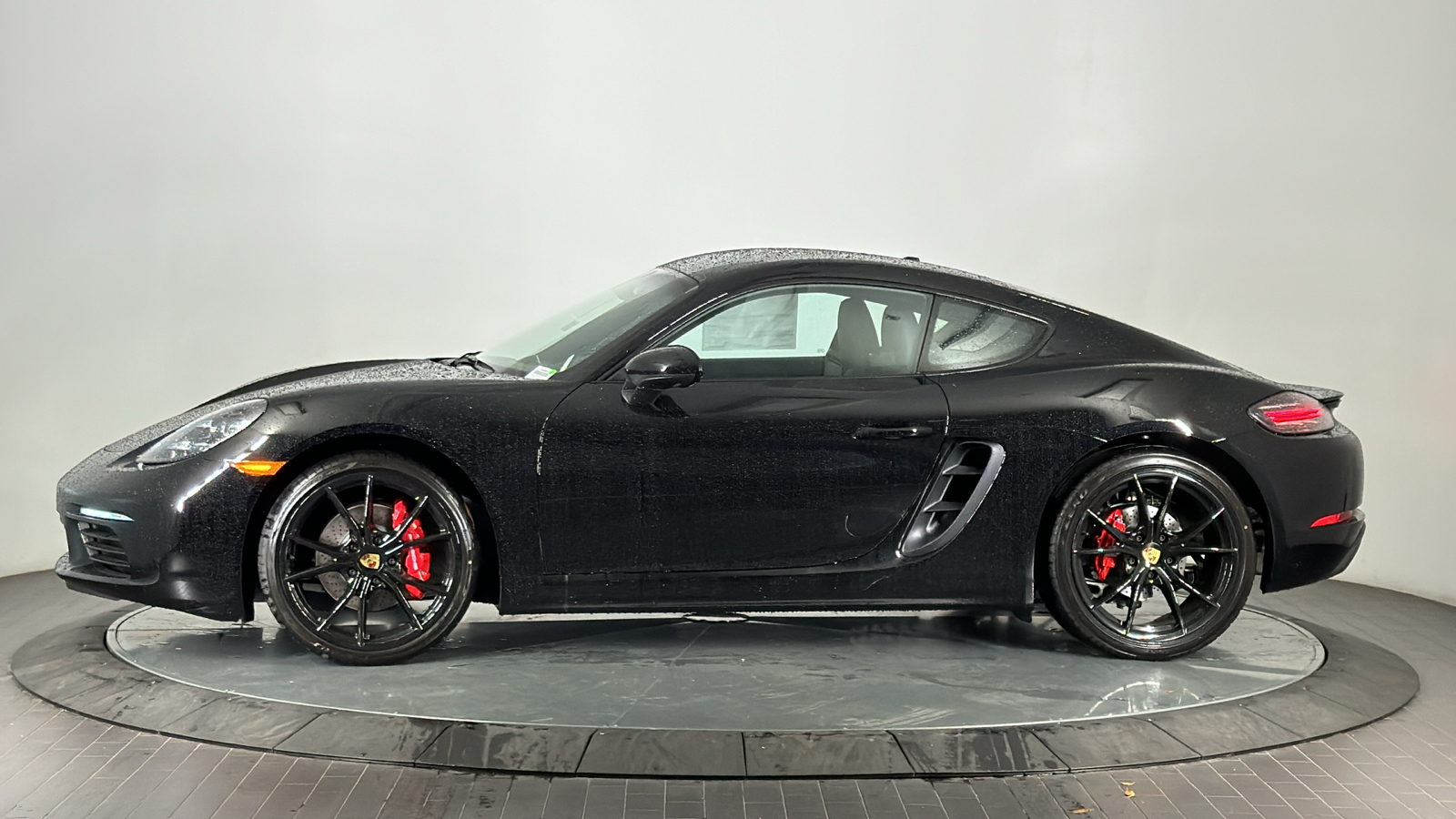 2025 Porsche 718 Cayman S 2