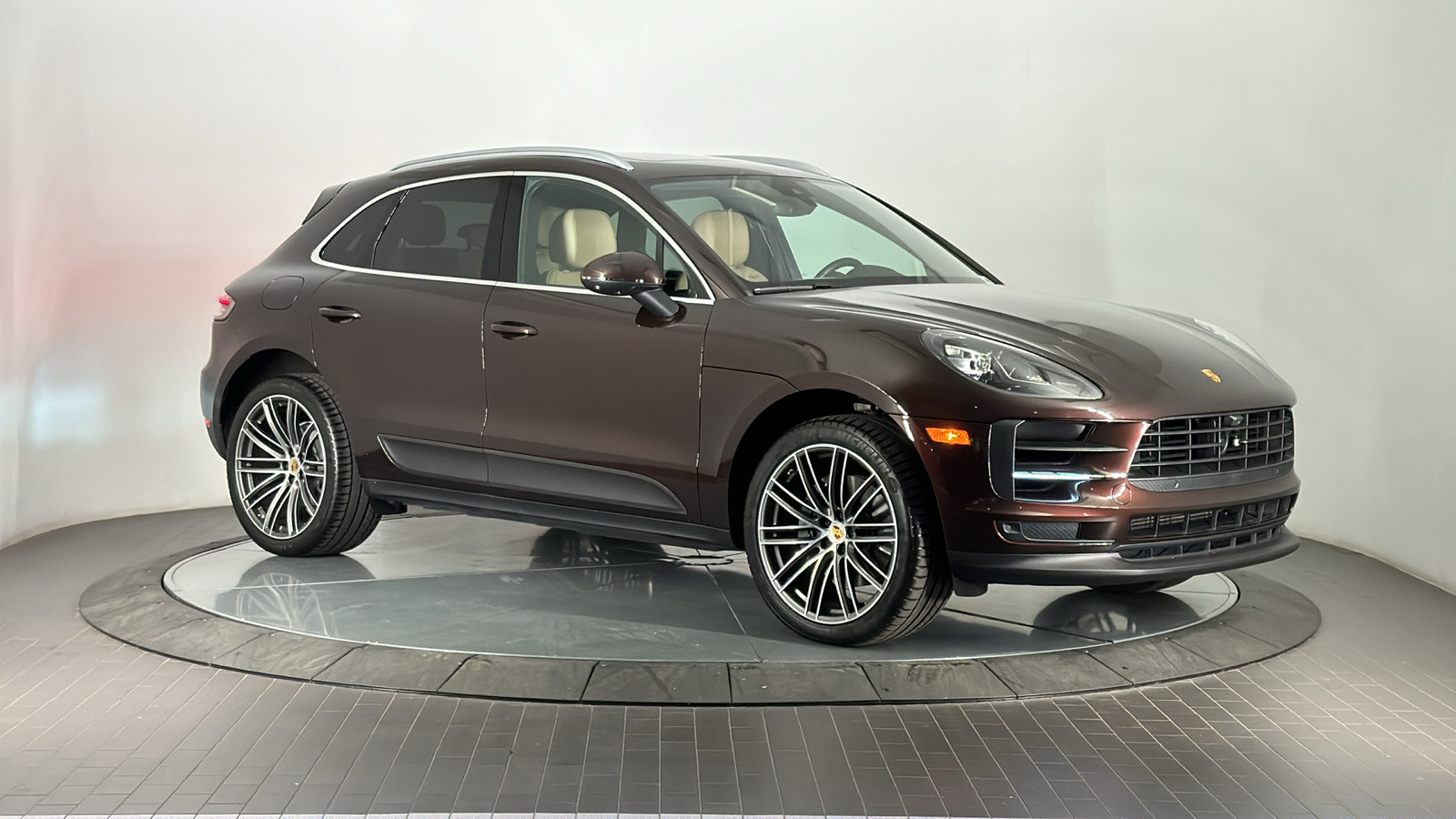 2021 Porsche Macan S 7