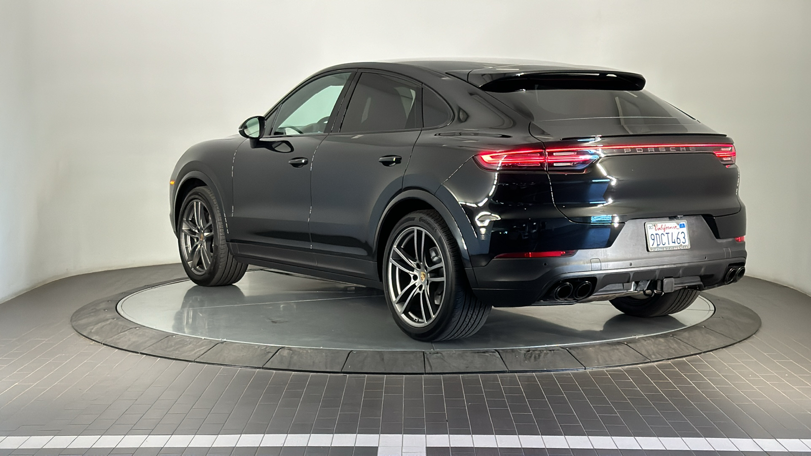 2023 Porsche Cayenne Coupe  3