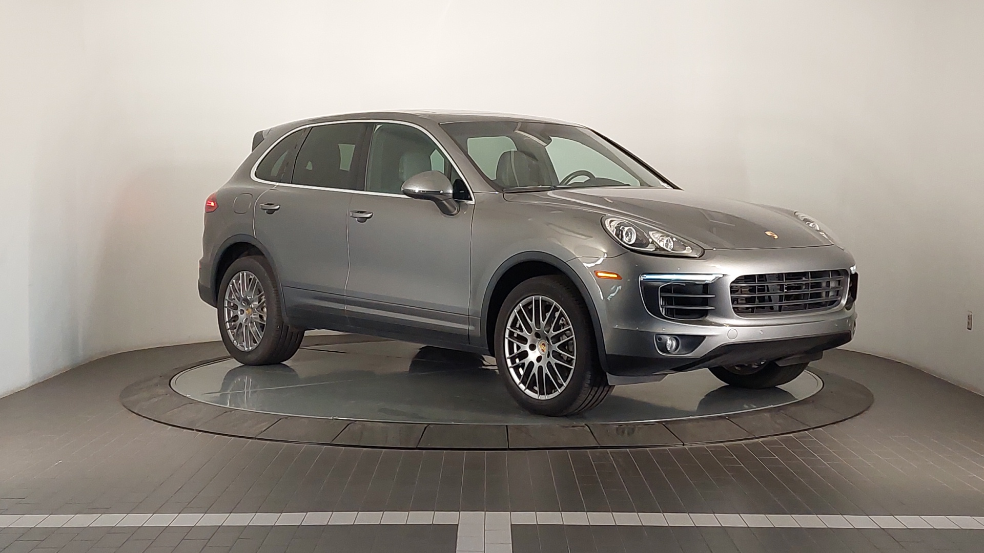 2017 Porsche Cayenne S 7