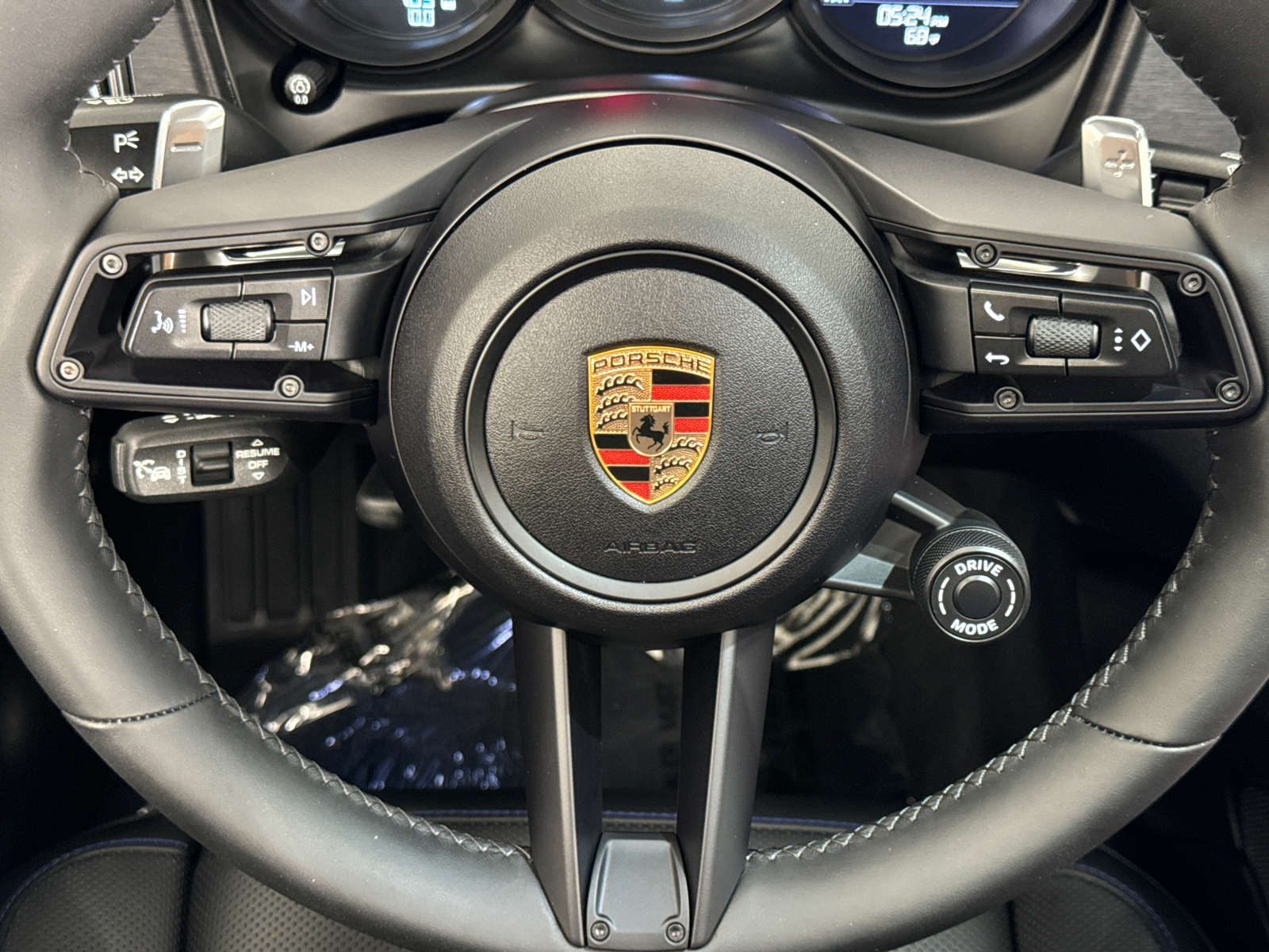 2025 Porsche Macan GTS 14