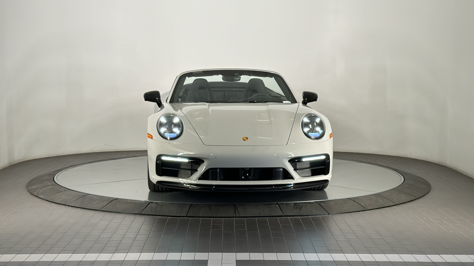 2024 Porsche 911 Carrera GTS 16