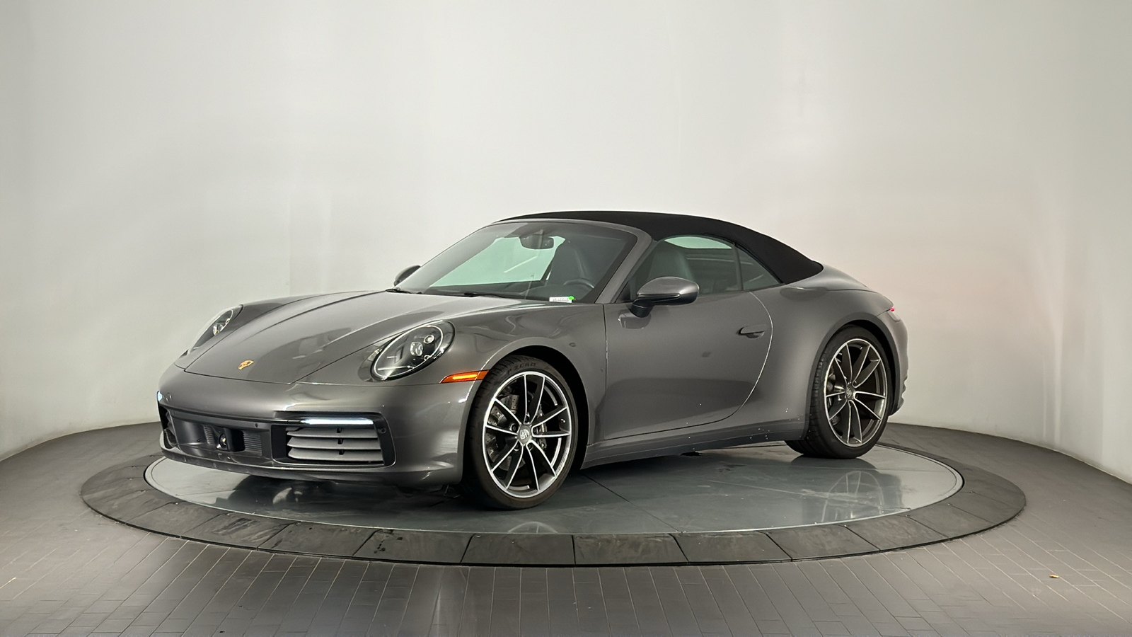 2020 Porsche 911 Carrera 1