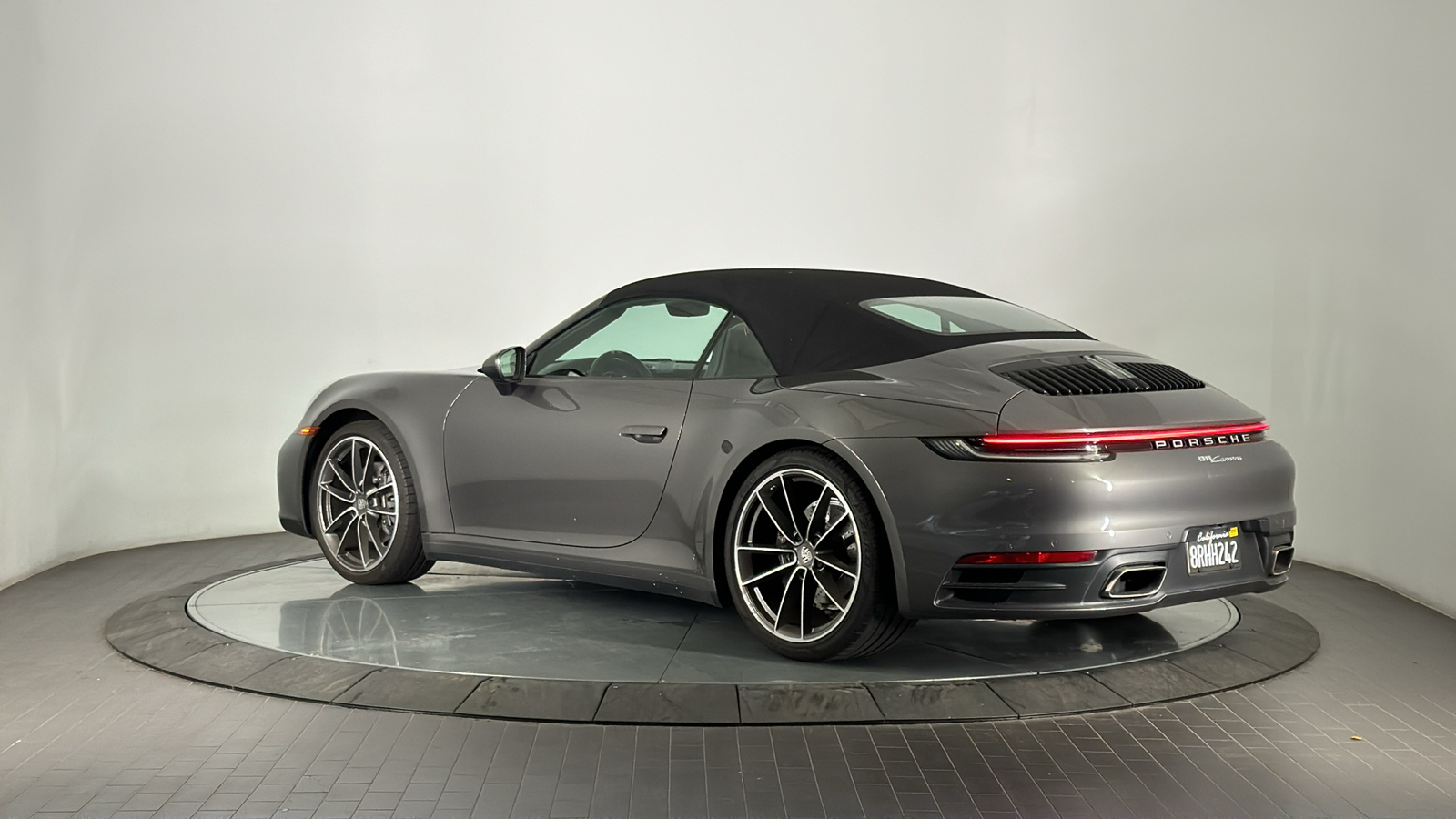 2020 Porsche 911 Carrera 3