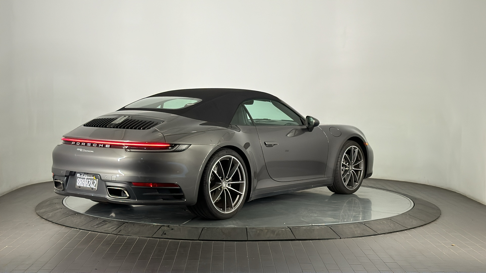 2020 Porsche 911 Carrera 5