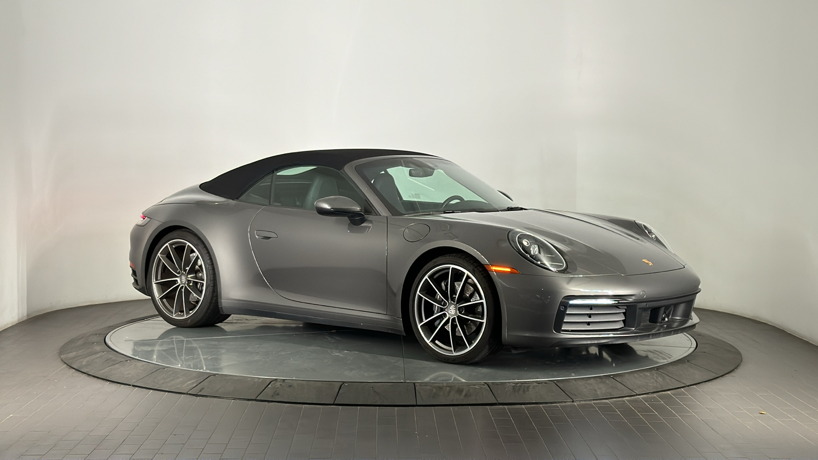 2020 Porsche 911 Carrera 7