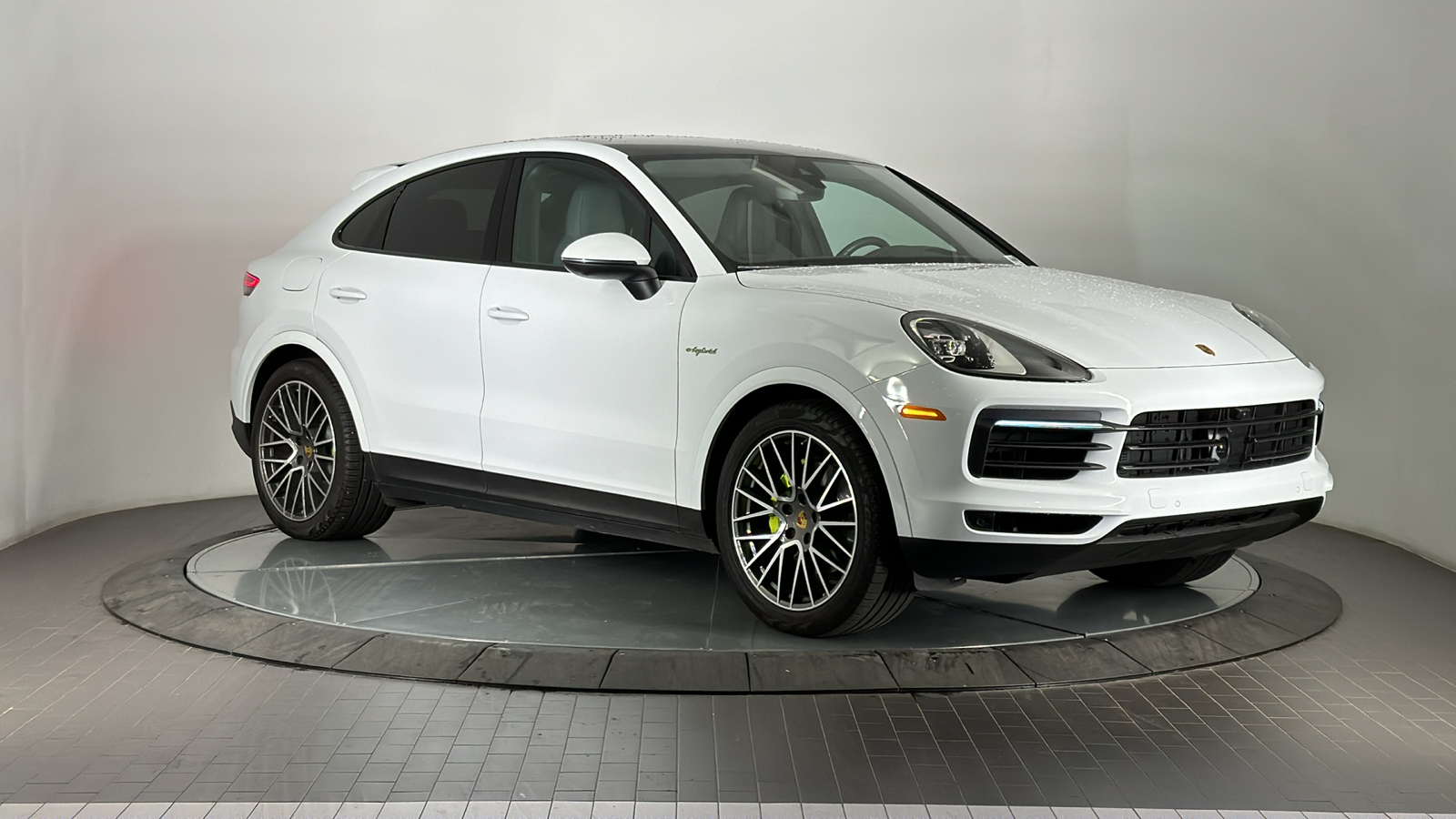 2021 Porsche Cayenne E-Hybrid Coupe  7