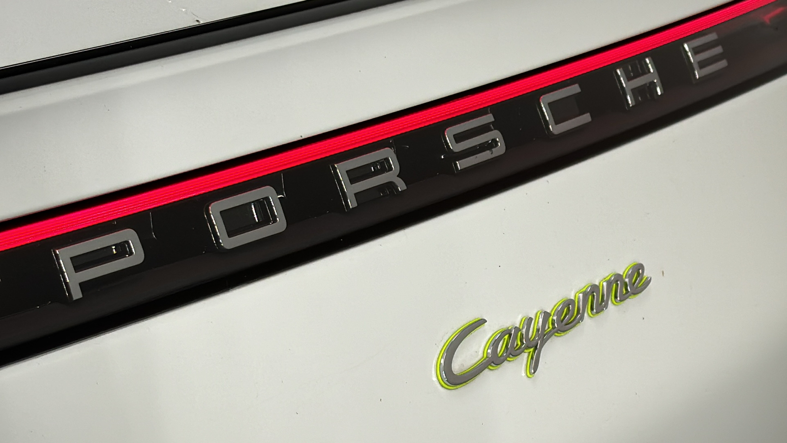 2021 Porsche Cayenne E-Hybrid Coupe  9