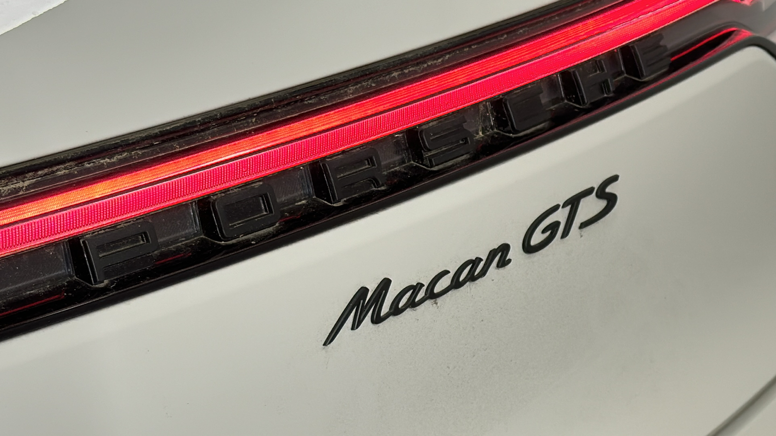 2025 Porsche Macan GTS 9