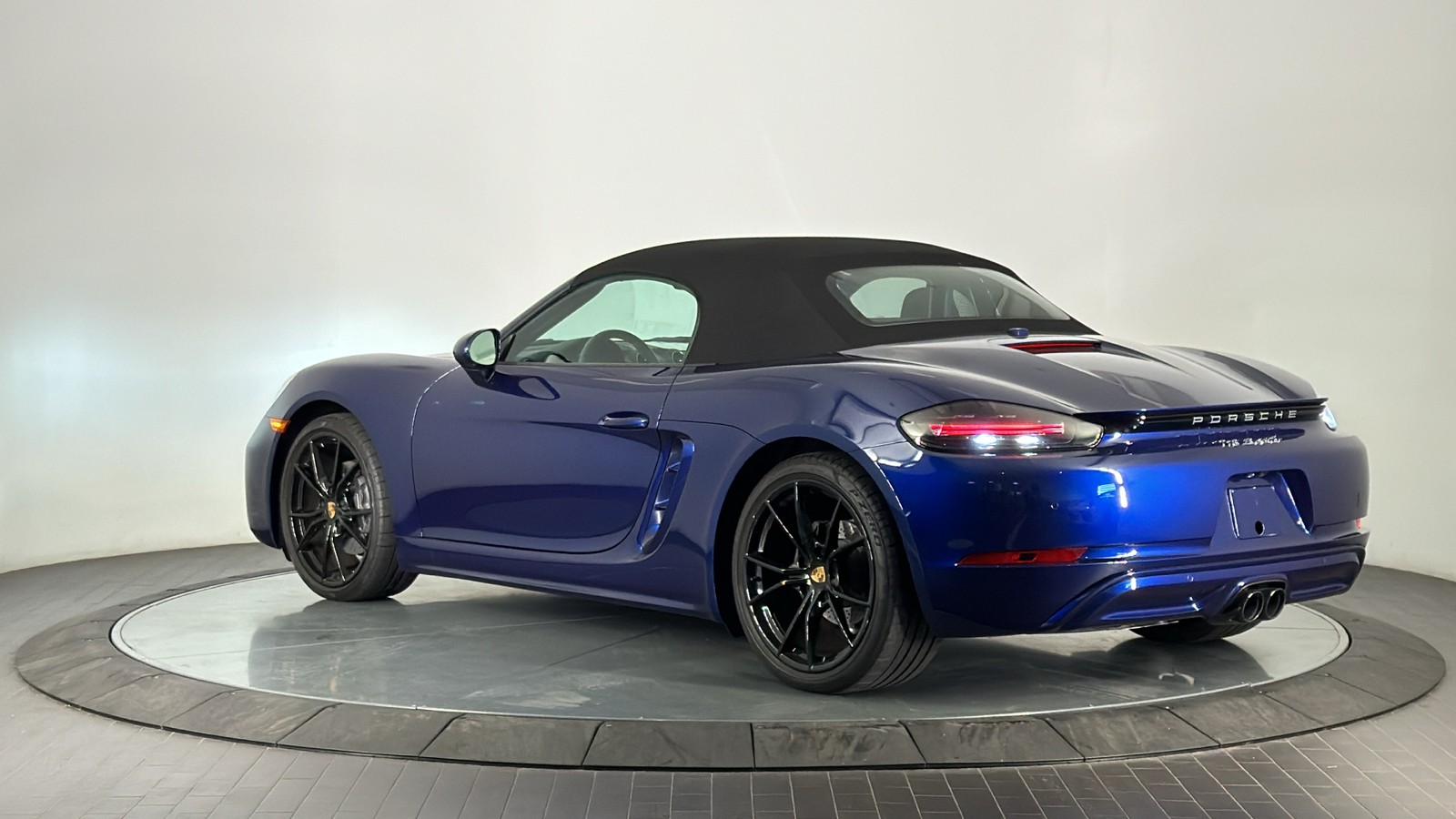 2024 Porsche 718 Boxster  3