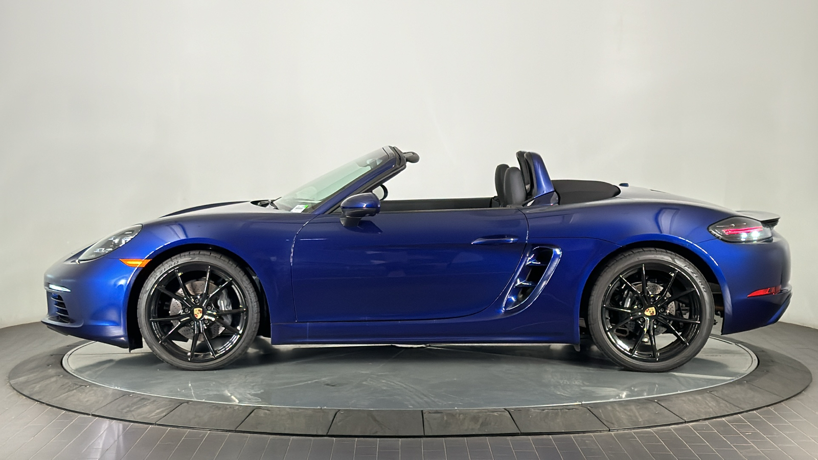 2024 Porsche 718 Boxster  10