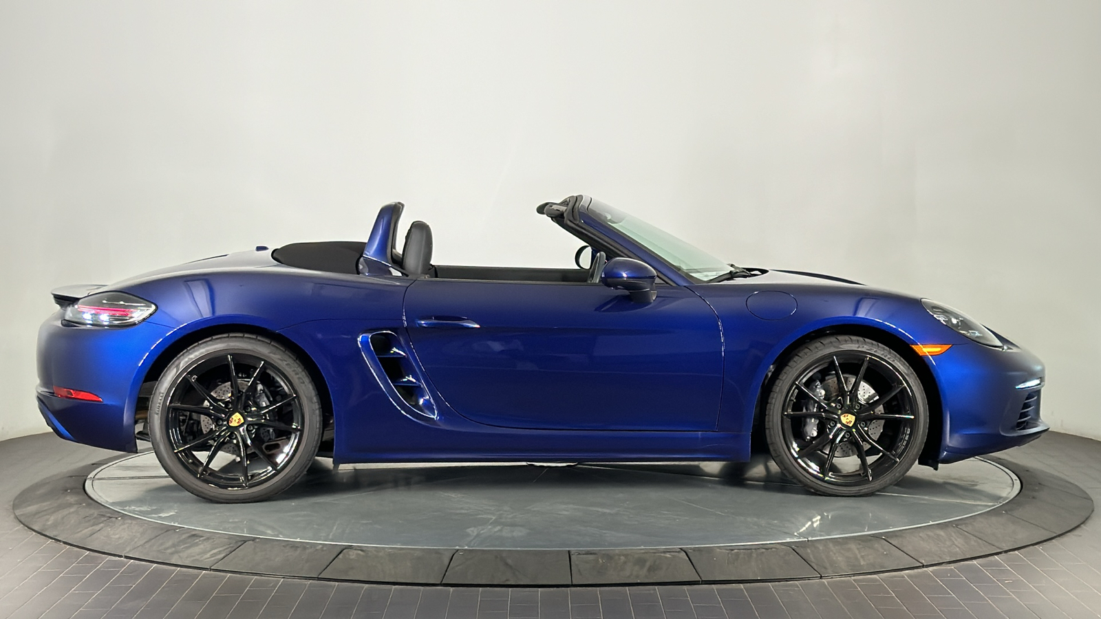 2024 Porsche 718 Boxster  14