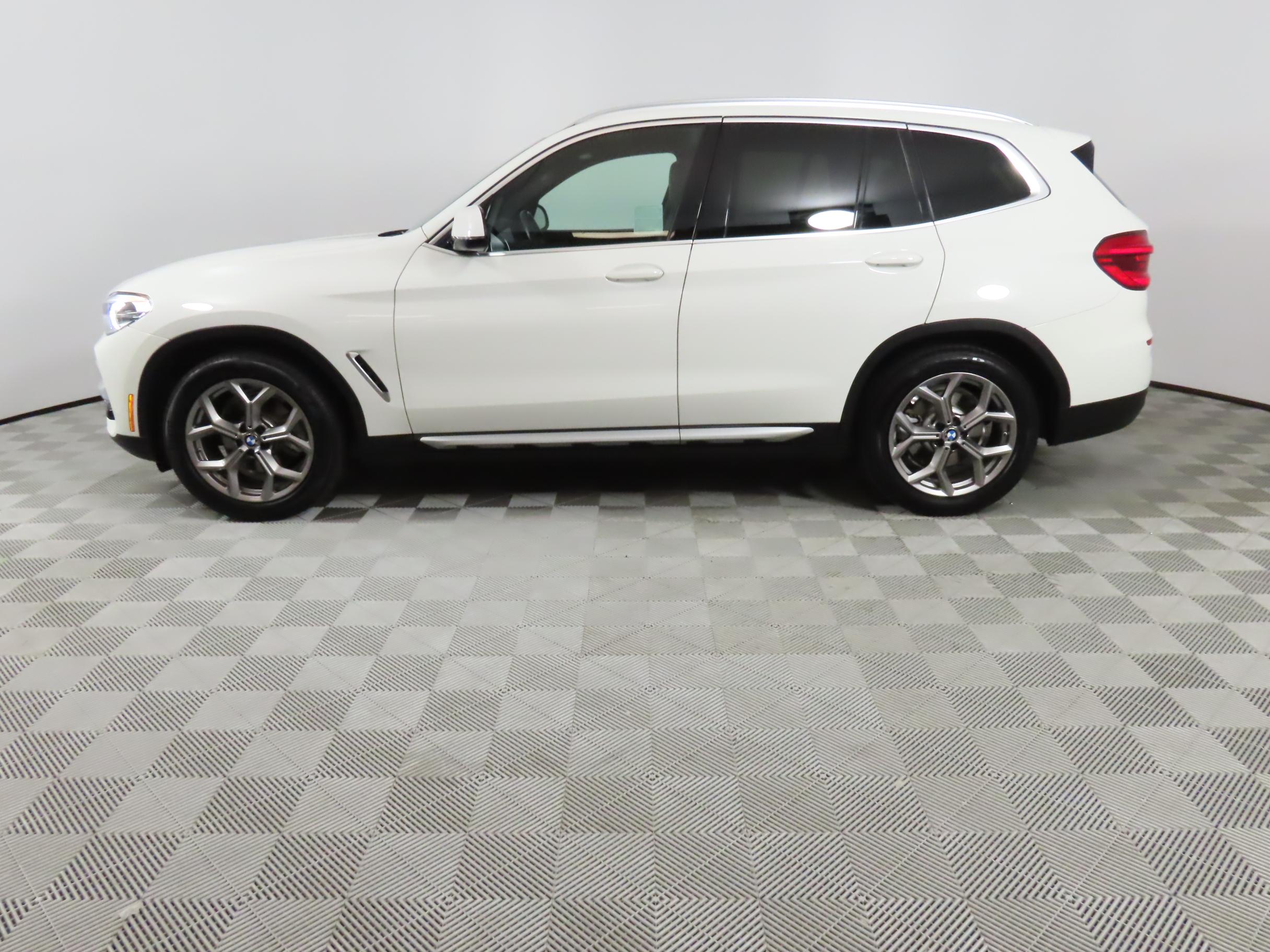 2021 BMW X3 xDrive30i 2