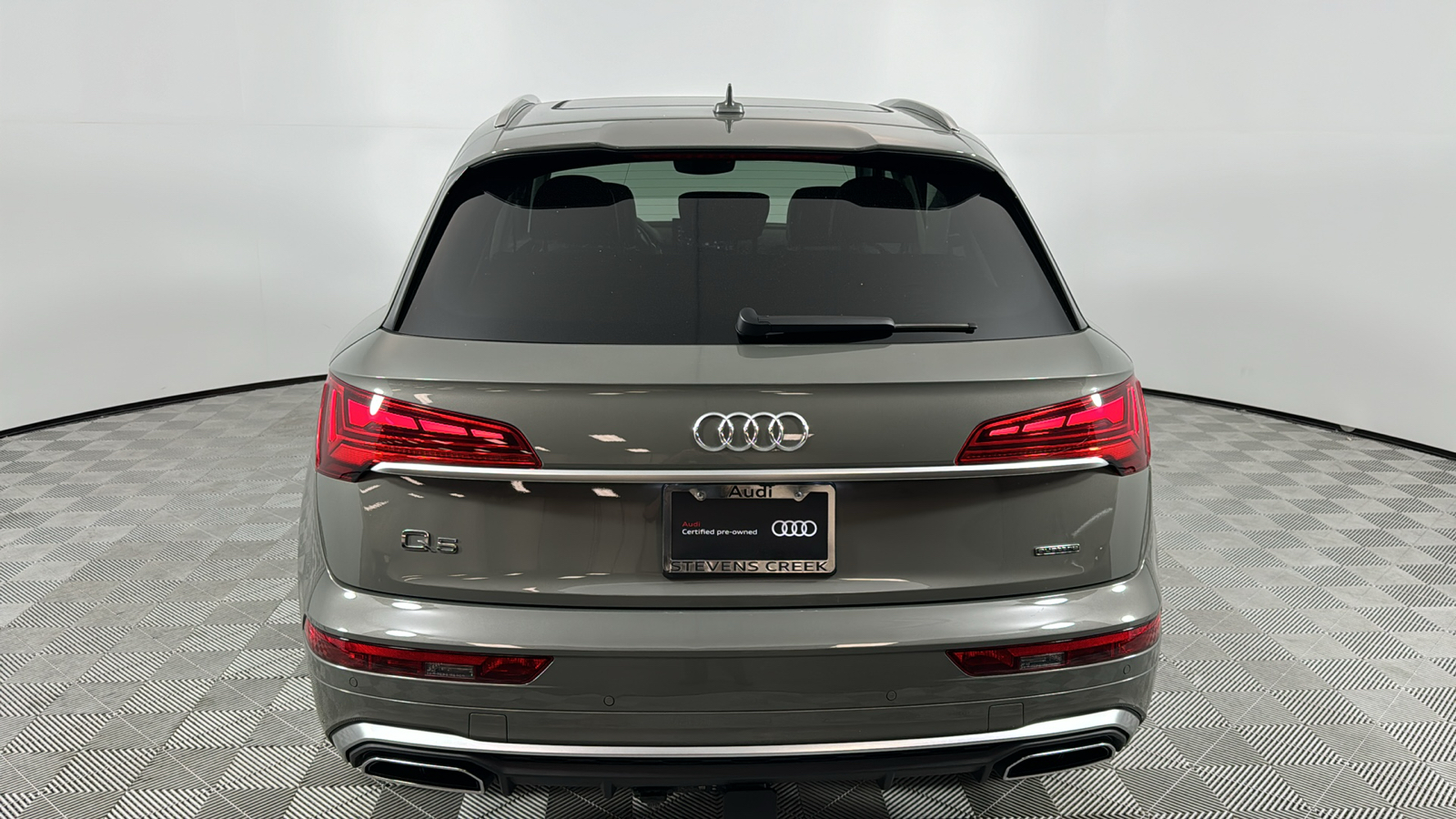 2023 Audi Q5 45 S line Premium Plus 4