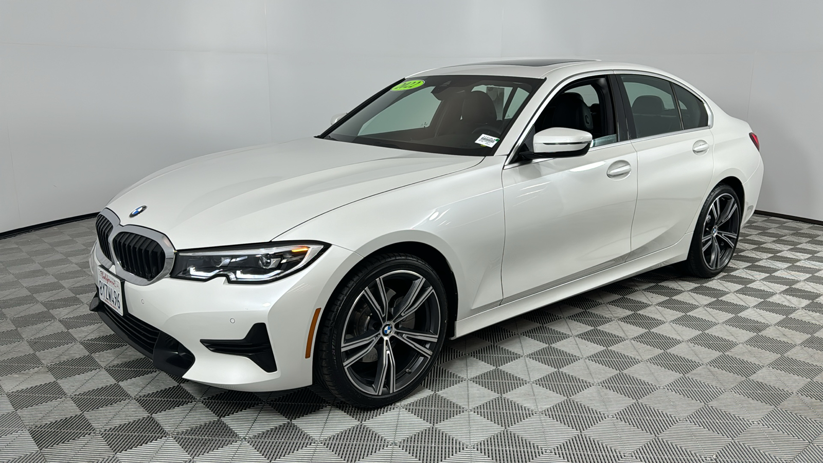 2022 BMW 3 Series 330i 1