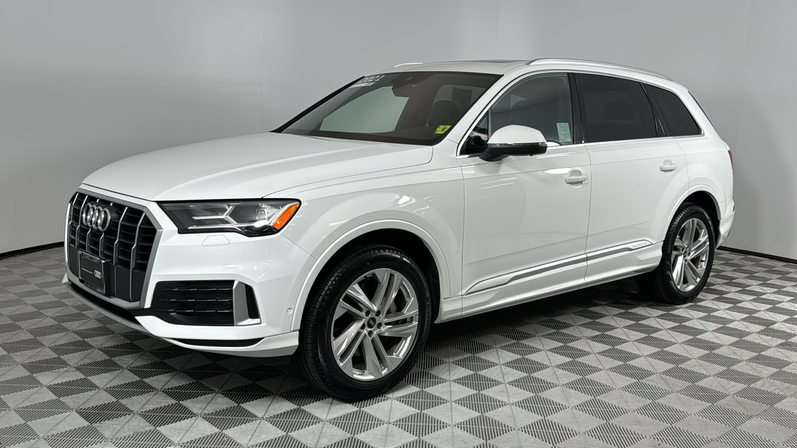 2021 Audi Q7 45 Premium 1