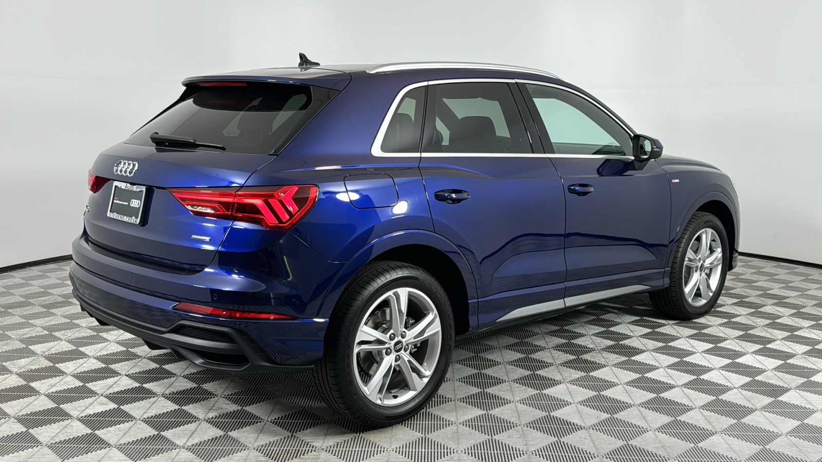 2024 Audi Q3 Premium Plus 5