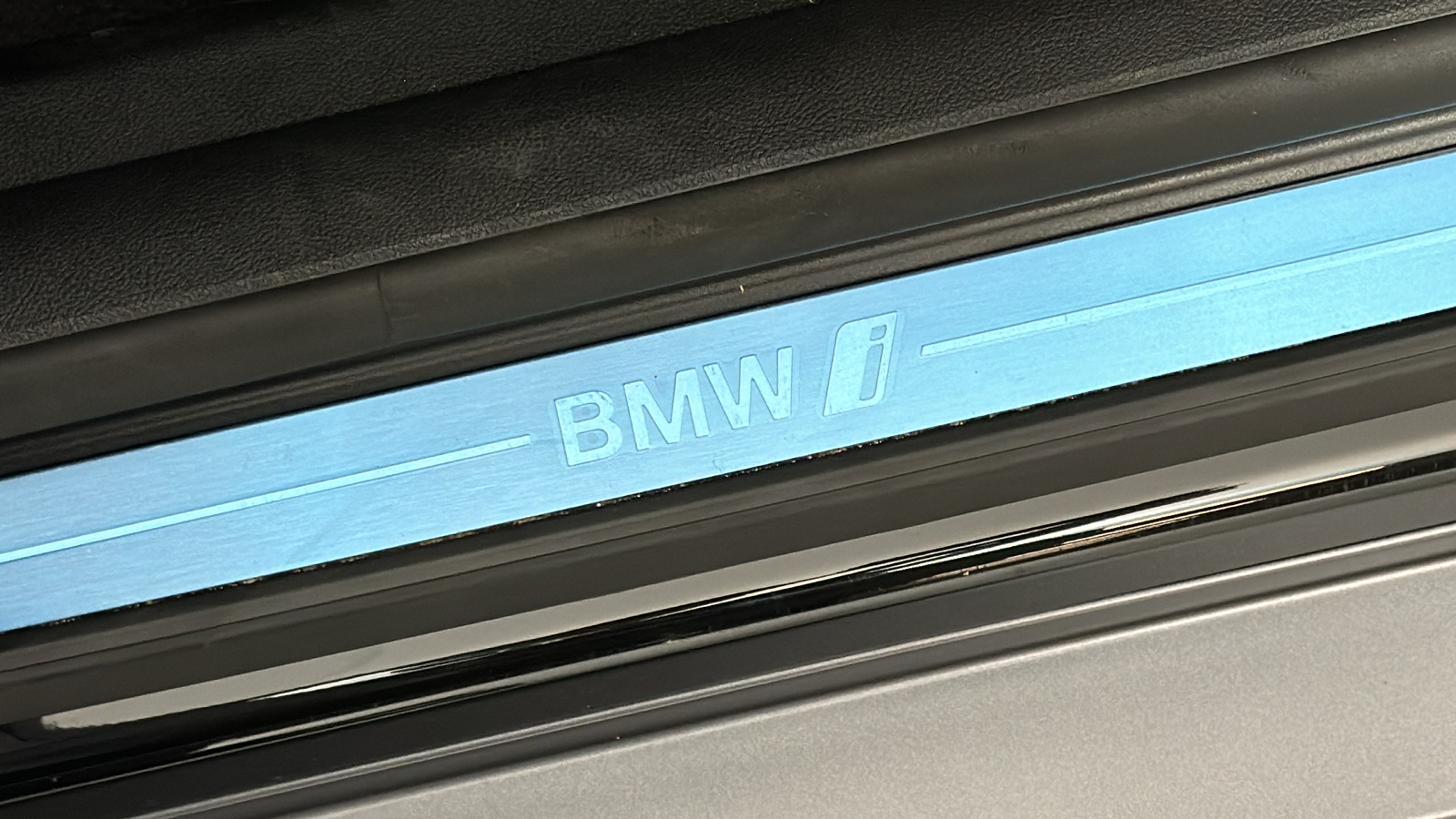 2024 BMW i4 eDrive40 34