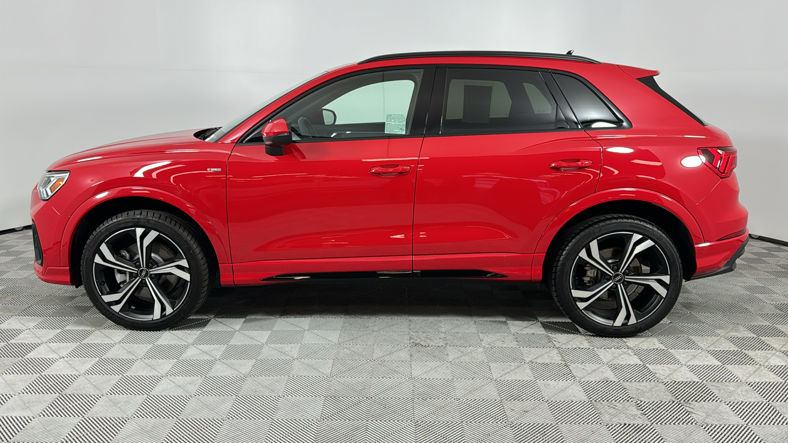 2024 Audi Q3 Premium Plus 2