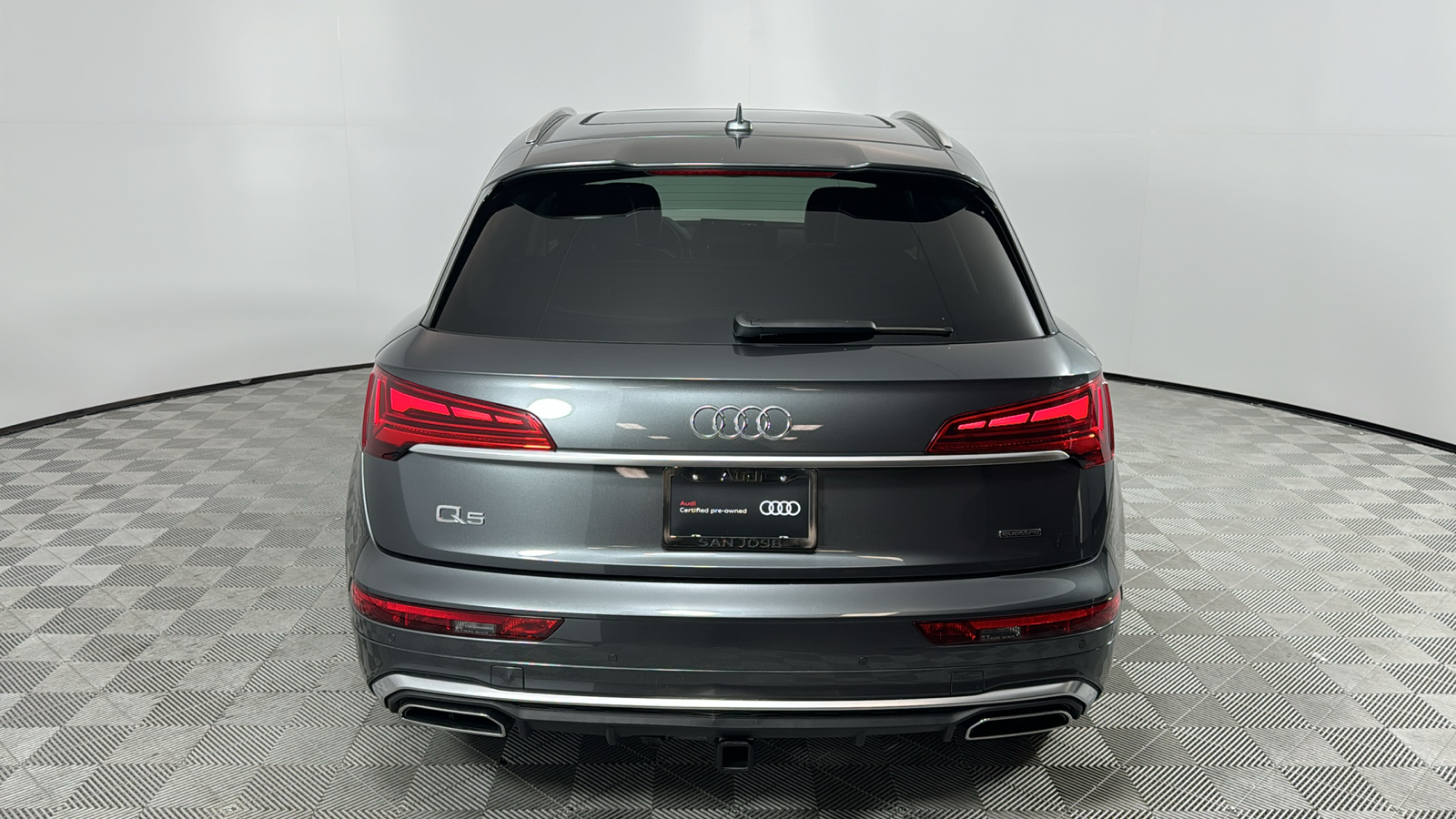 2022 Audi Q5 45 S line Premium Plus 4