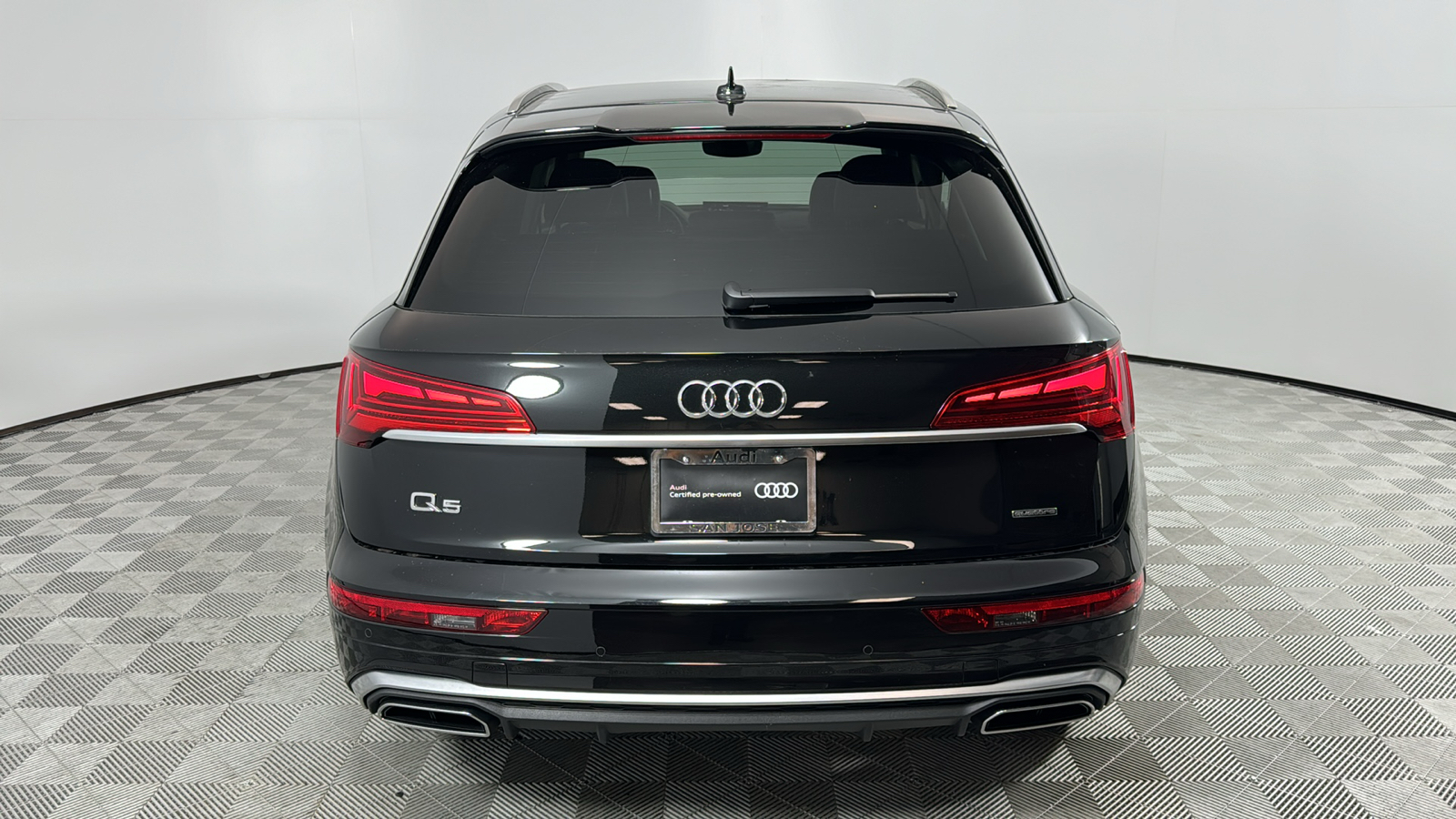 2022 Audi Q5 45 S line Premium 4