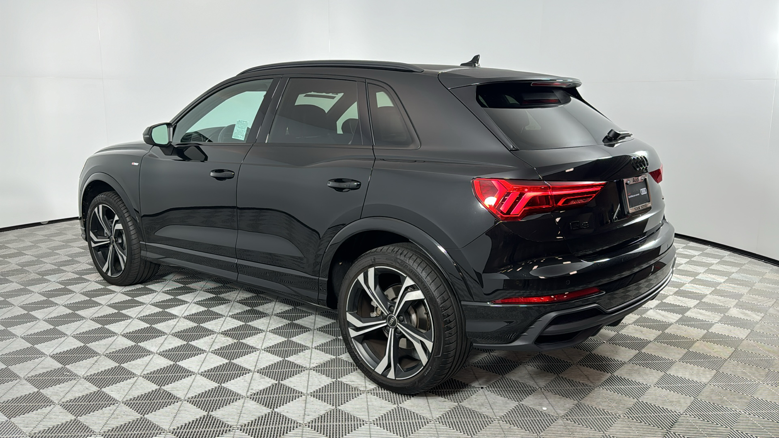 2024 Audi Q3 Premium Plus 3