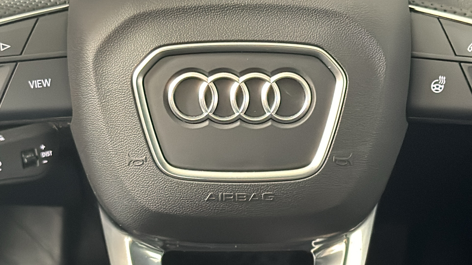 2024 Audi Q5 45 S line Prestige 18