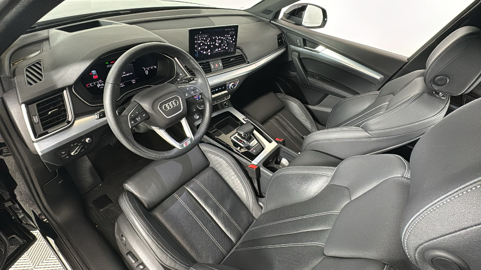 2024 Audi Q5 45 S line Prestige 37