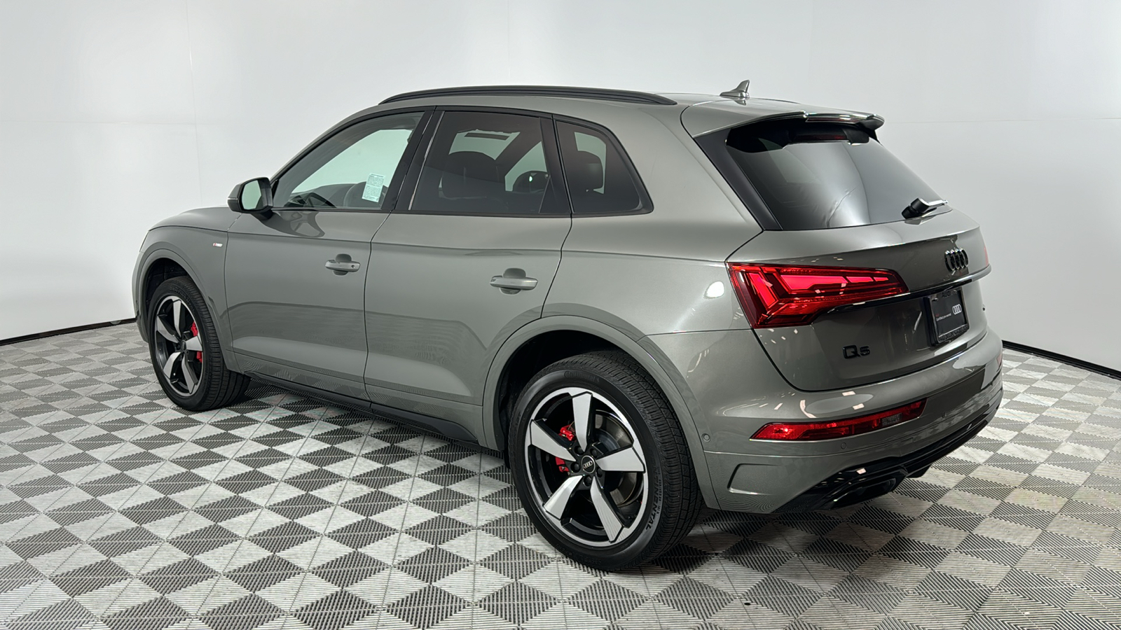 2024 Audi Q5 45 S line Prestige 3