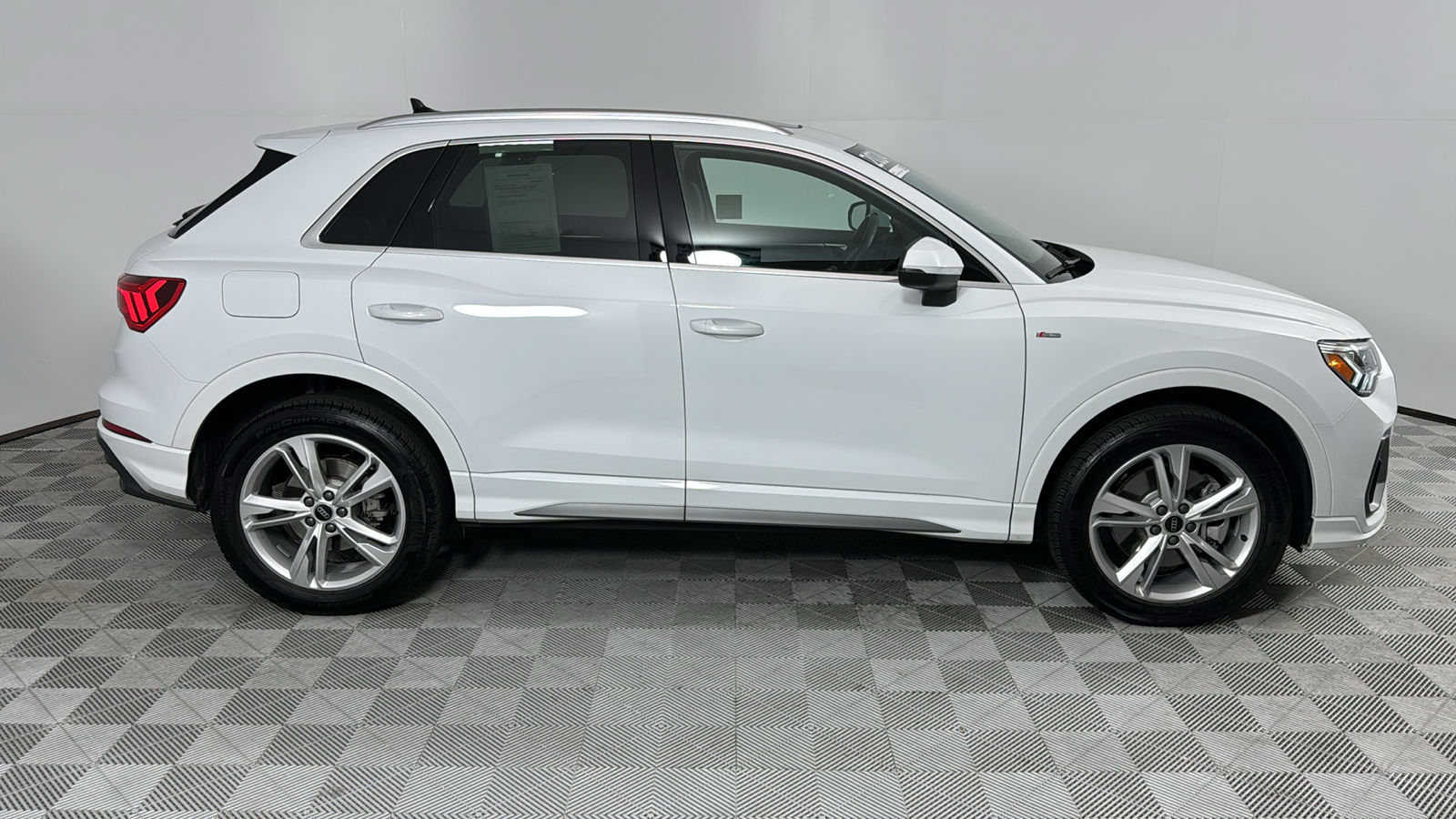 2024 Audi Q3 Premium 6