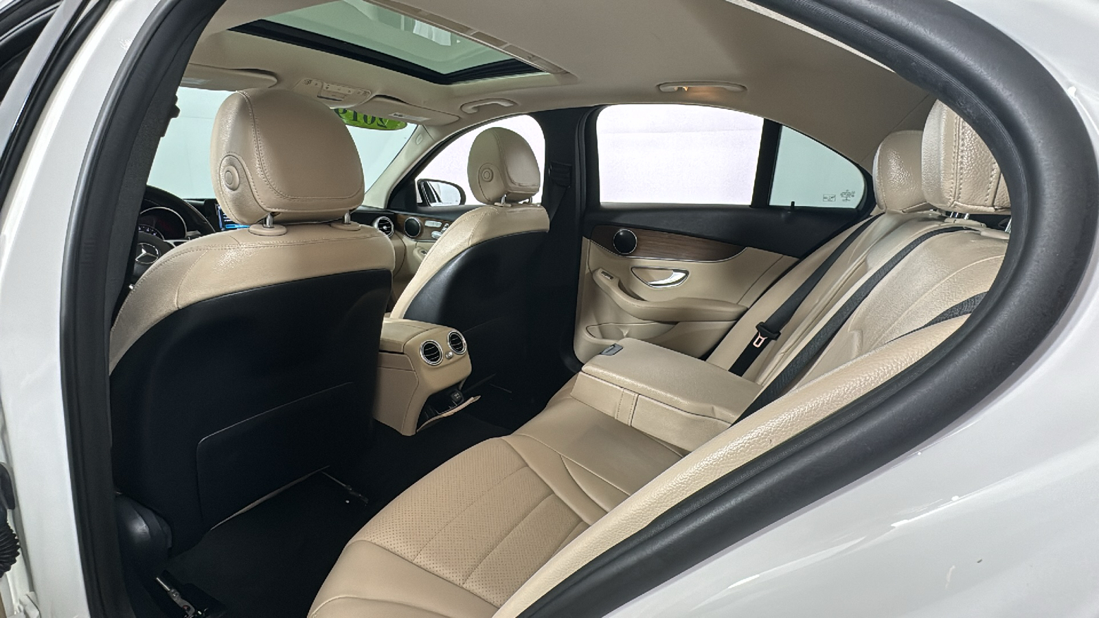 2019 Mercedes-Benz C-Class C 300 37