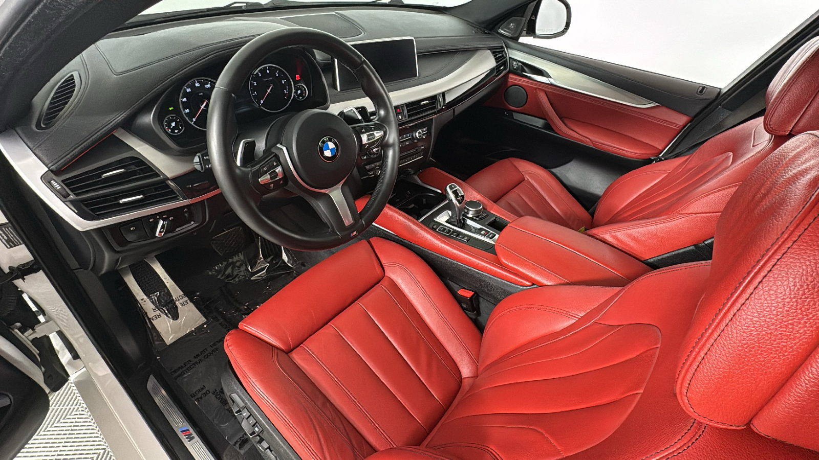 2019 BMW X6 xDrive50i 37