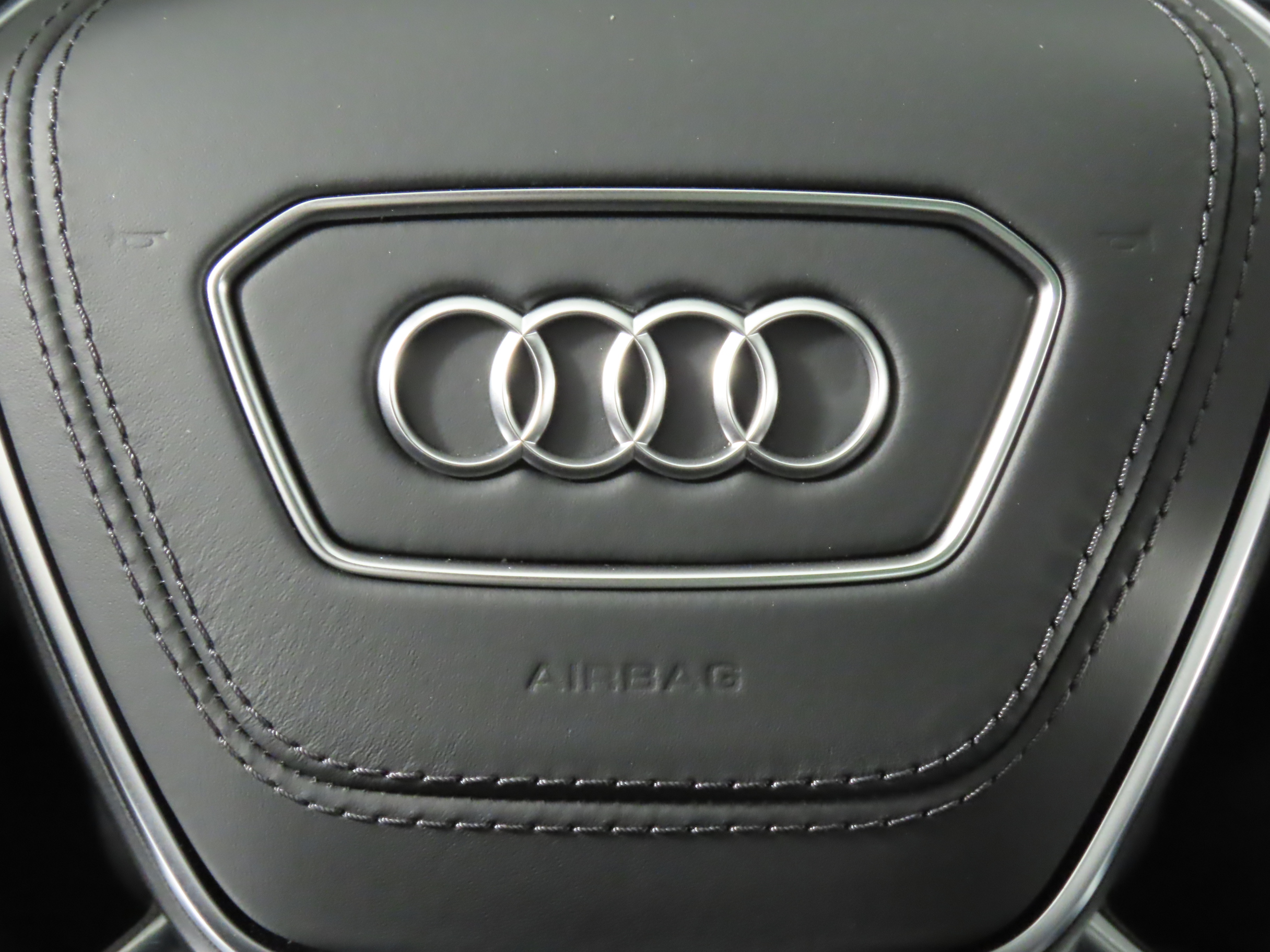 2024 Audi A8 L 55 17