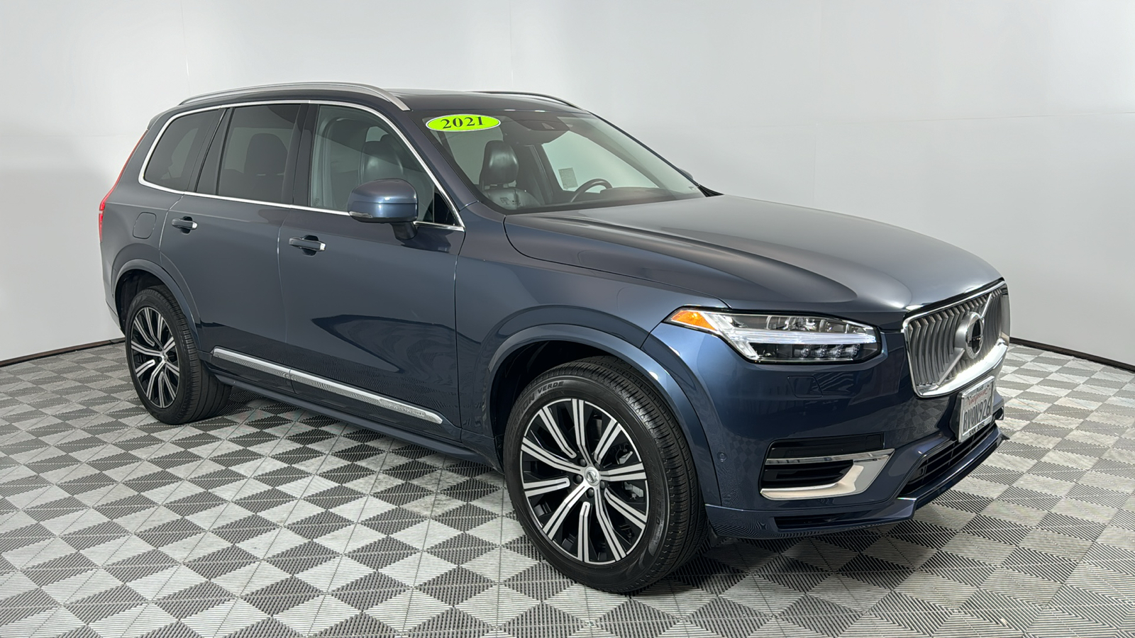 2021 Volvo XC90 Recharge Plug-In Hybrid T8 Inscription 6 Passenger 7