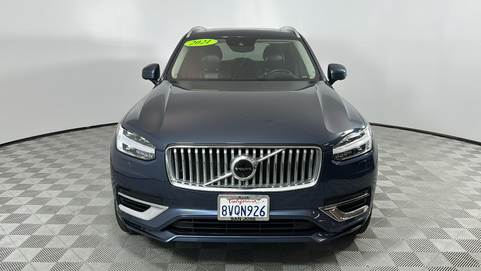 2021 Volvo XC90 Recharge Plug-In Hybrid T8 Inscription 6 Passenger 8