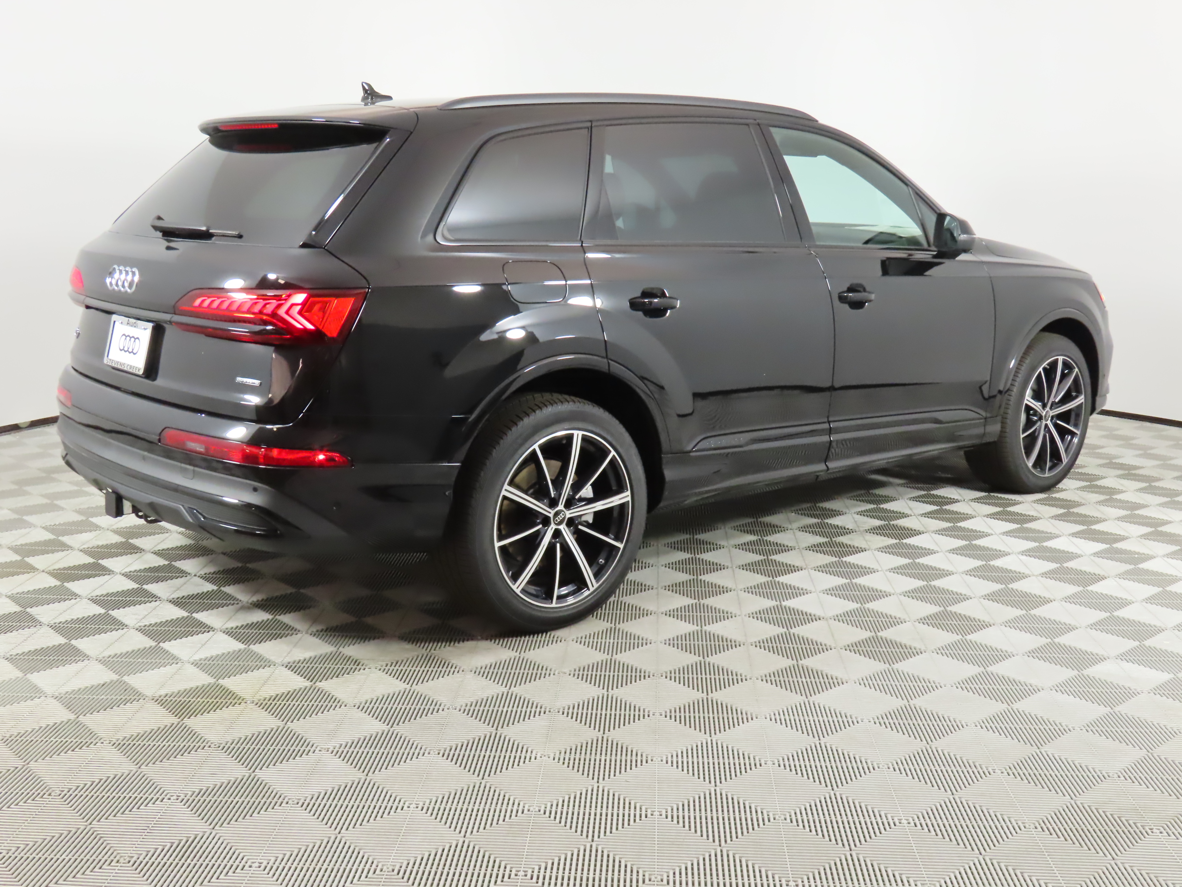 2024 Audi Q7  5