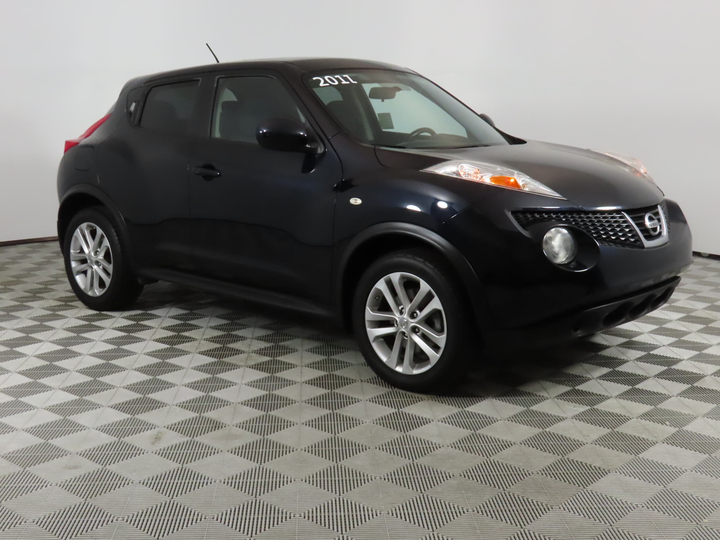 2011 Nissan Juke SV 7