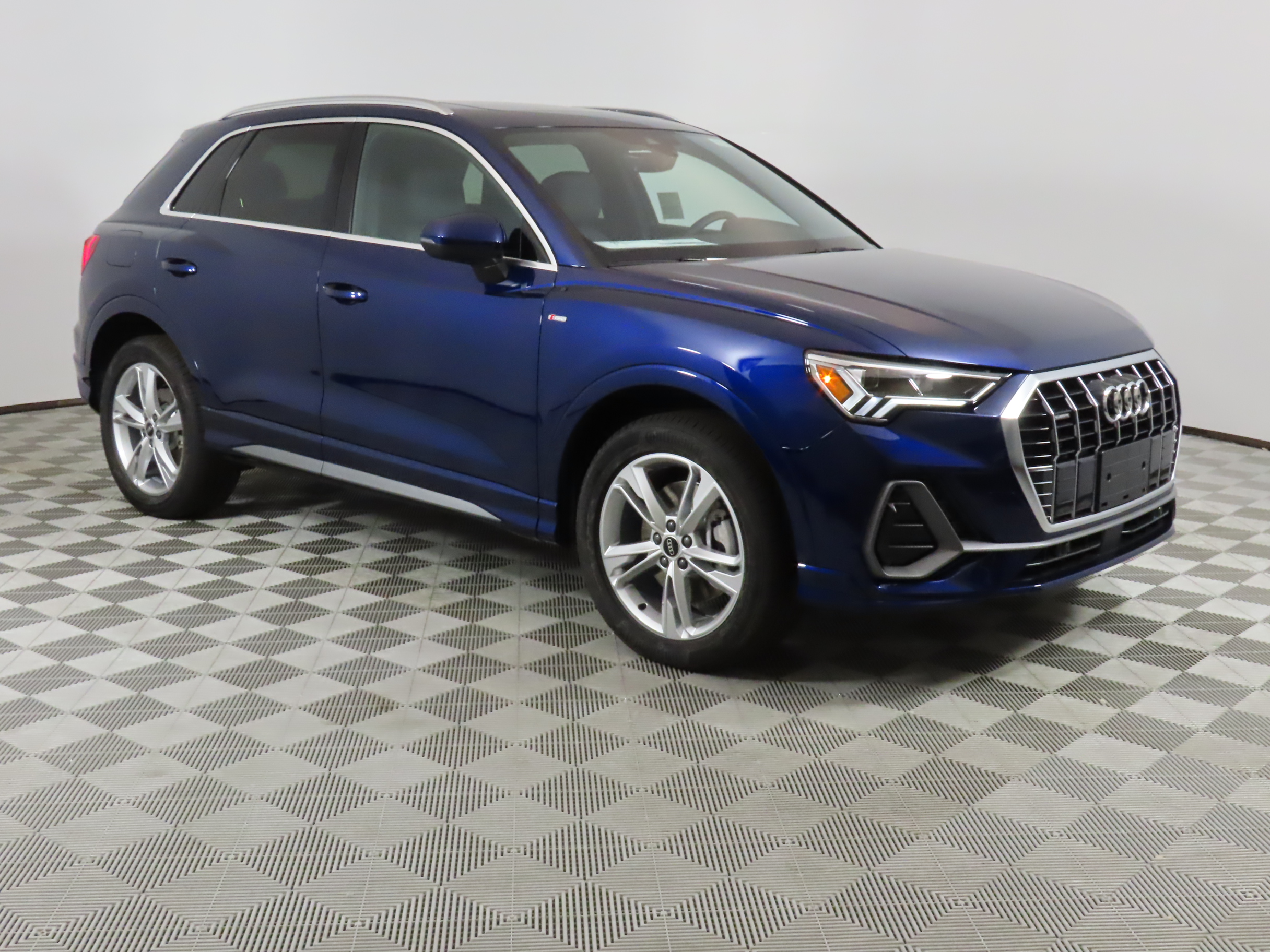 2024 Audi Q3  7