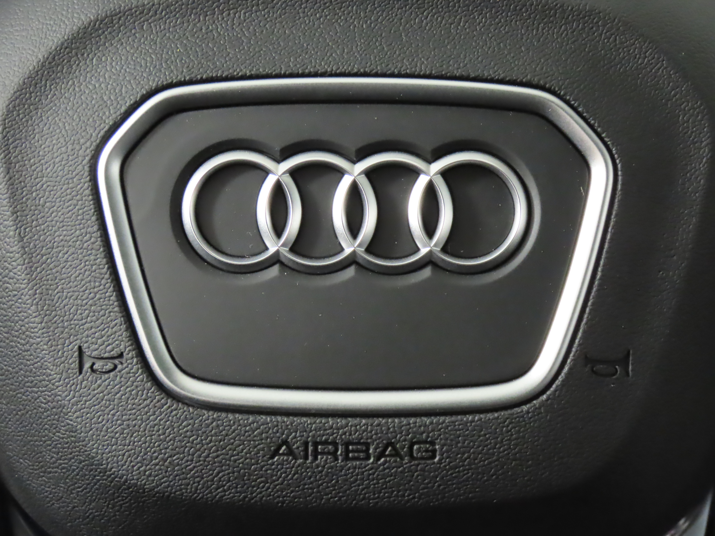 2024 Audi Q3  17