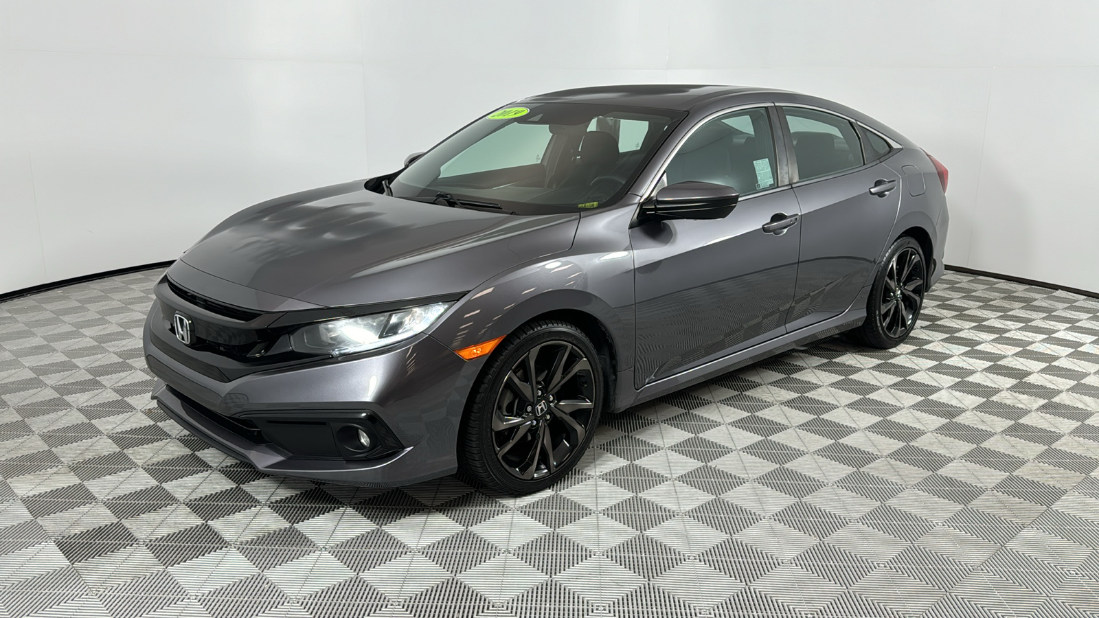 2019 Honda Civic Sport 1